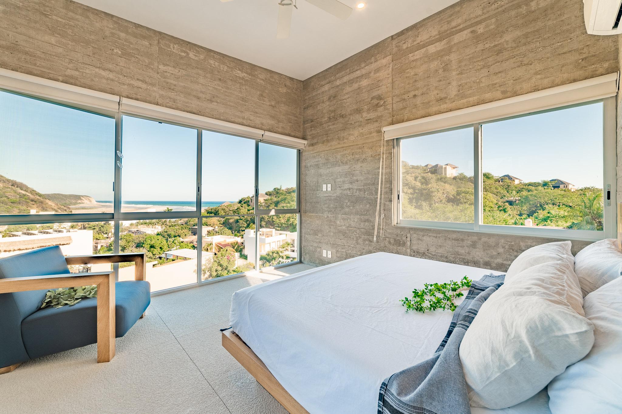 Property Image 1 - Penthouse Overlooking Surf Beach