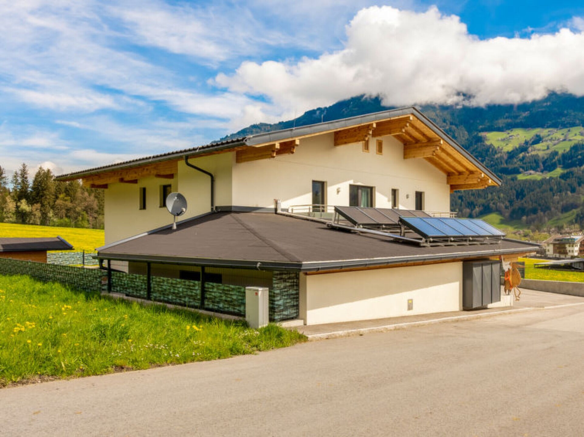 Property Image 2 - Villa with Majestic Views, Tirol Villa 1005