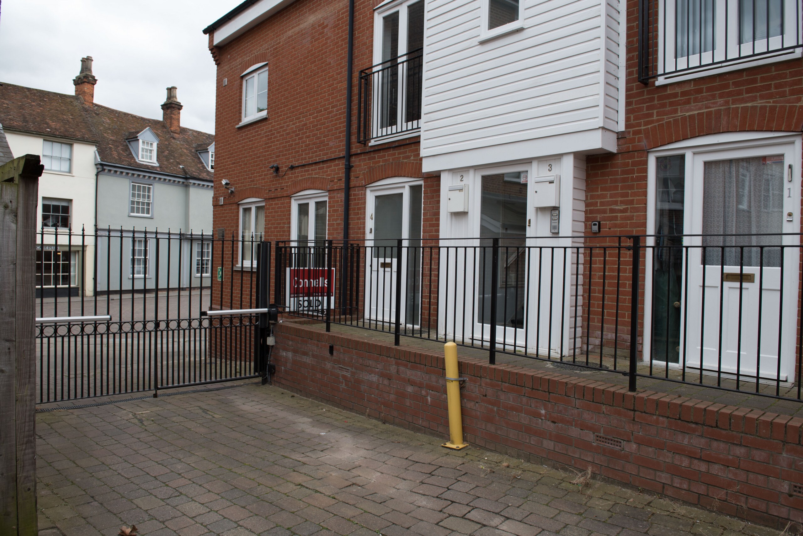 1 Bedroom Ground Floor, Central East Ipswich, near to Waterfront area, allocated parking space in gated outdoor car park