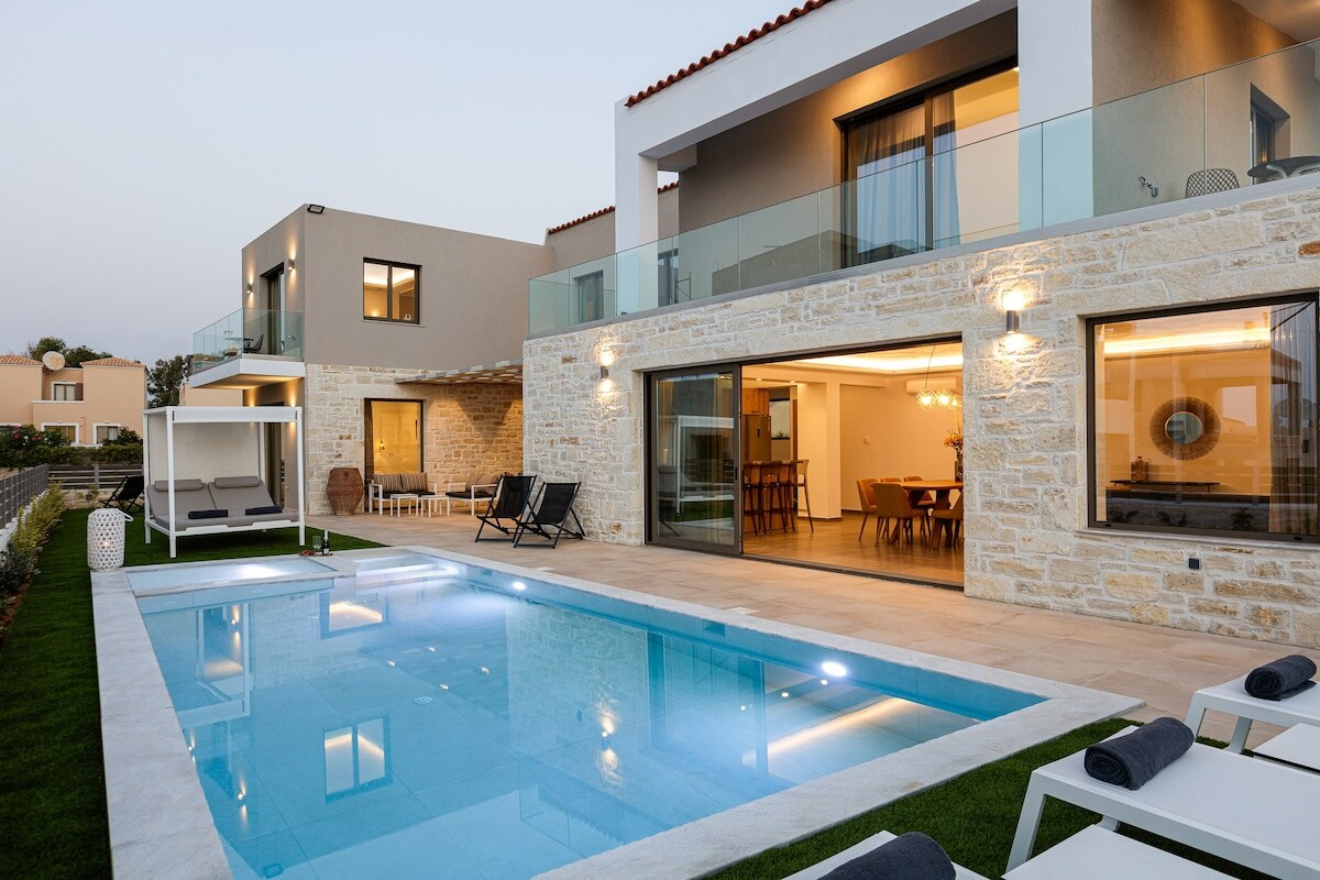 Property Image 1 - Dodici Luxury Villa - With Heated Pool