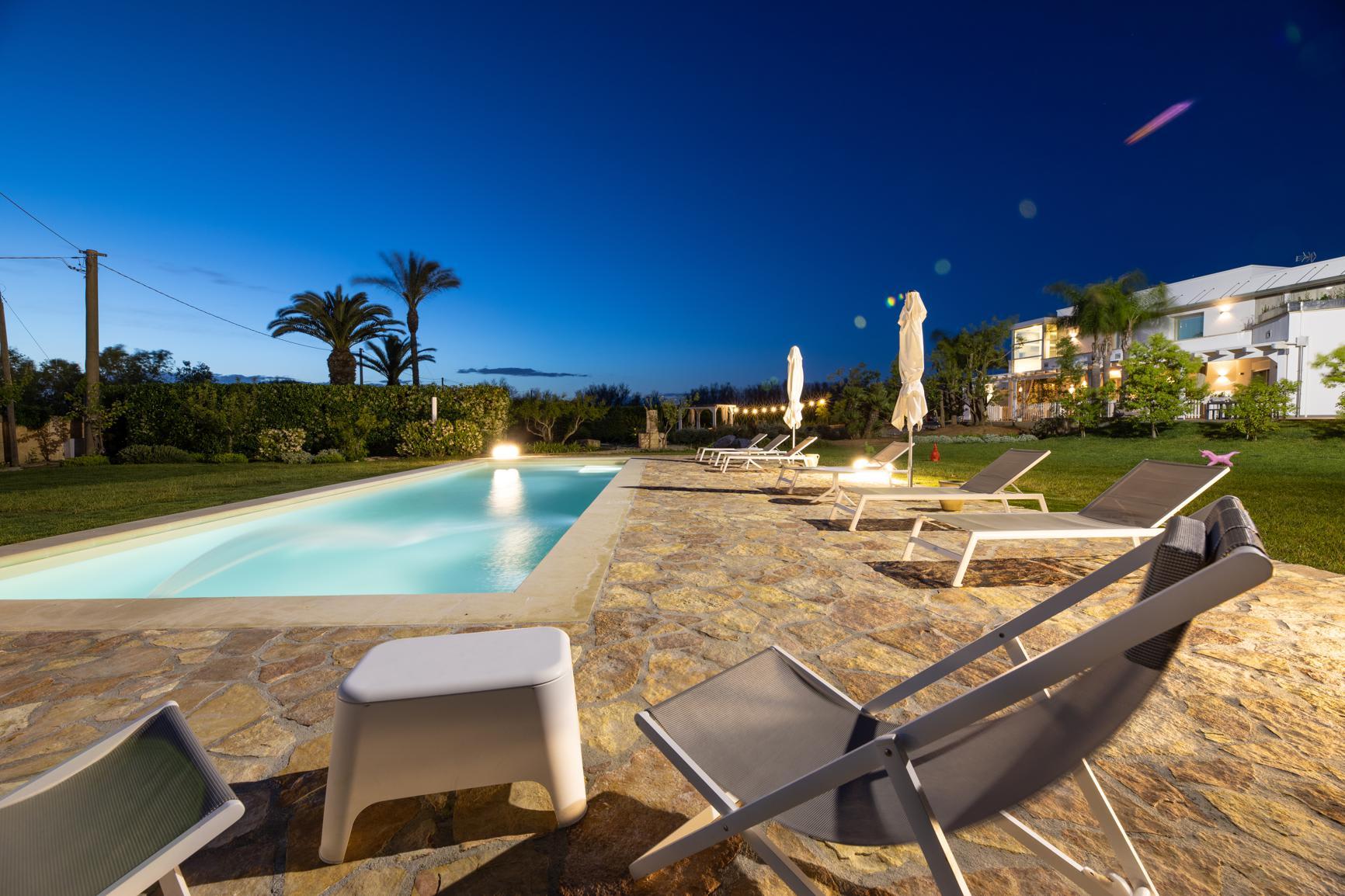 Property Image 1 - Sicily Villa With Jacuzzi And Amazing Garden