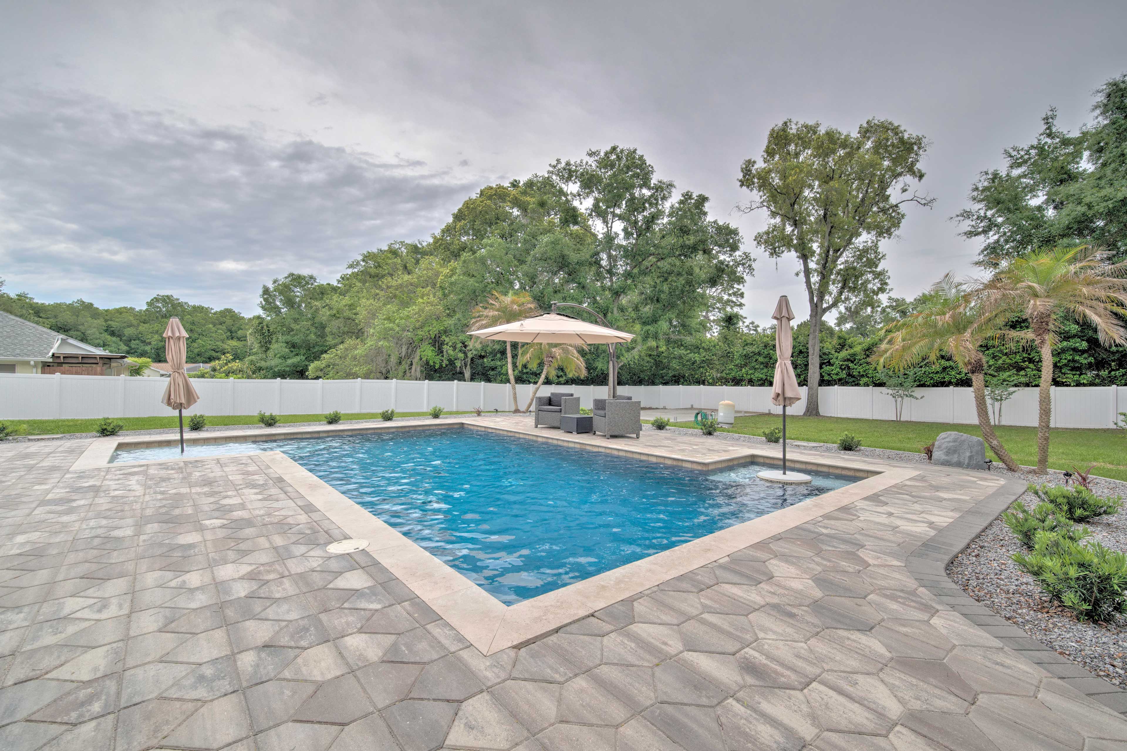 Property Image 2 - Airy Crystal River Retreat w/ Backyard Oasis!