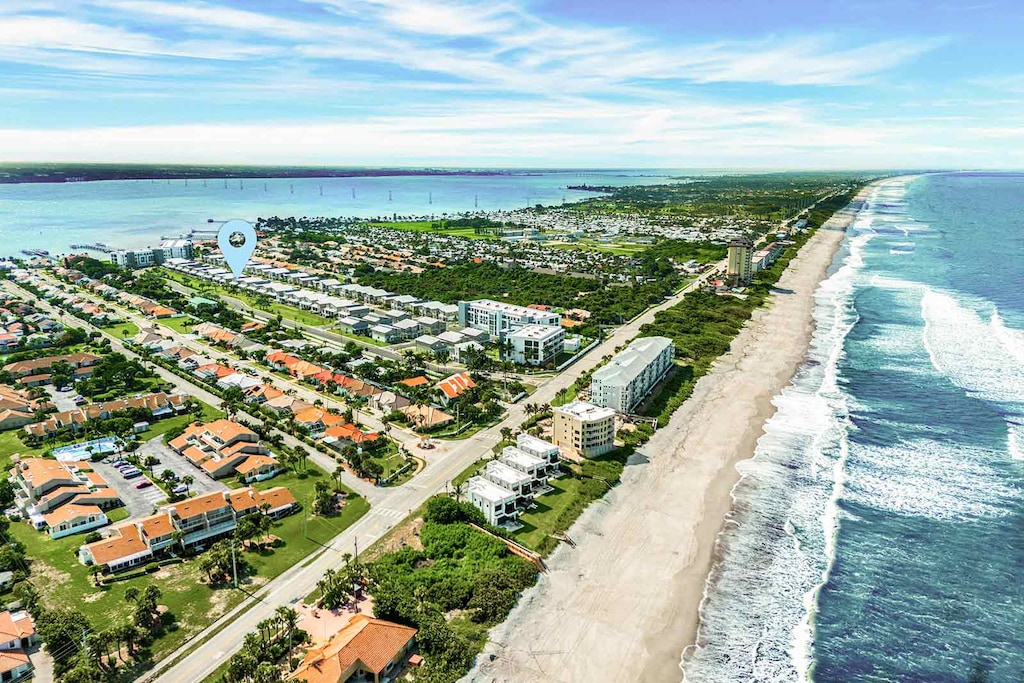 Aerial View of Harbor Island Beach Club
