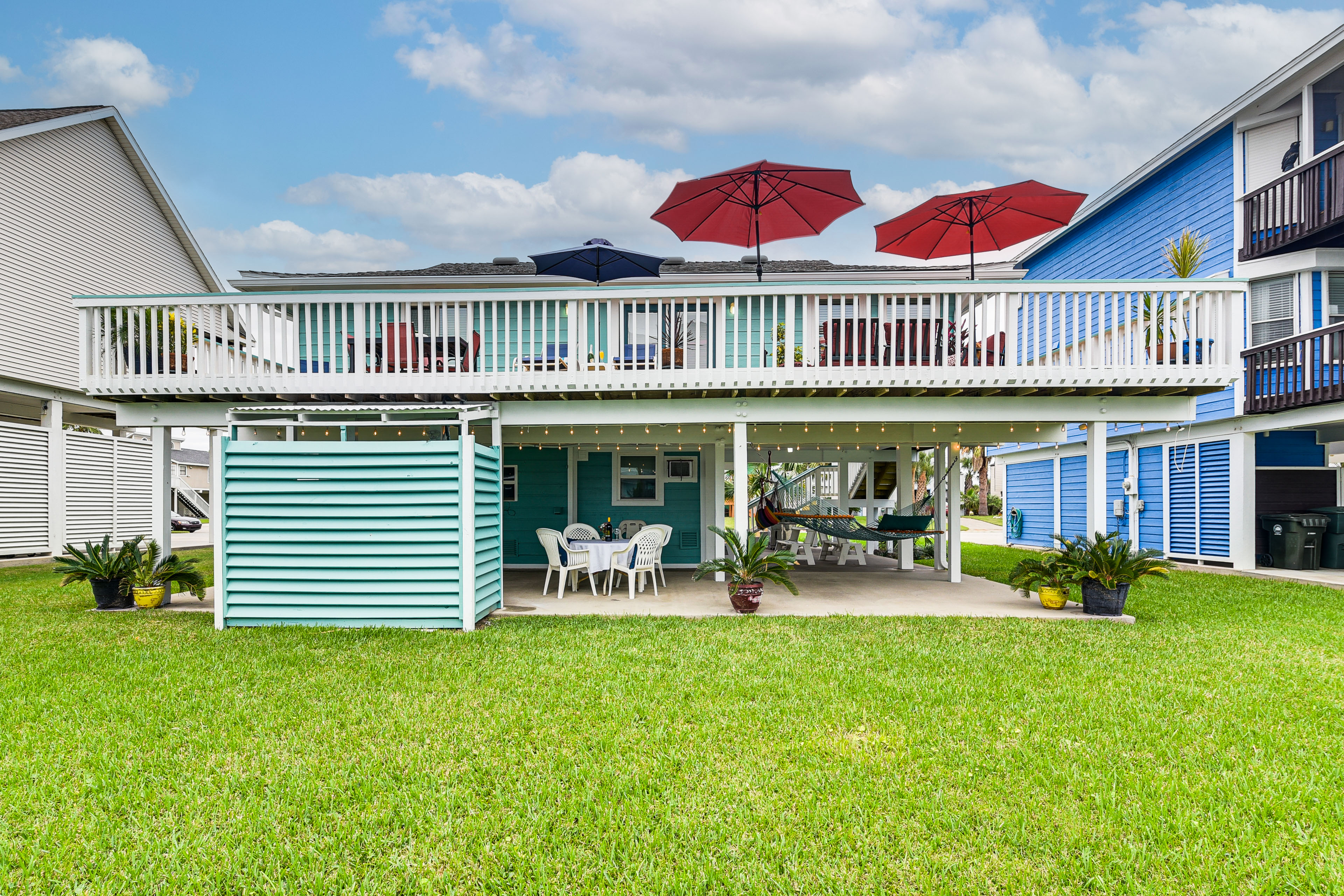 Property Image 2 - Galveston Vacation Rental w/ Deck: Steps to Beach!