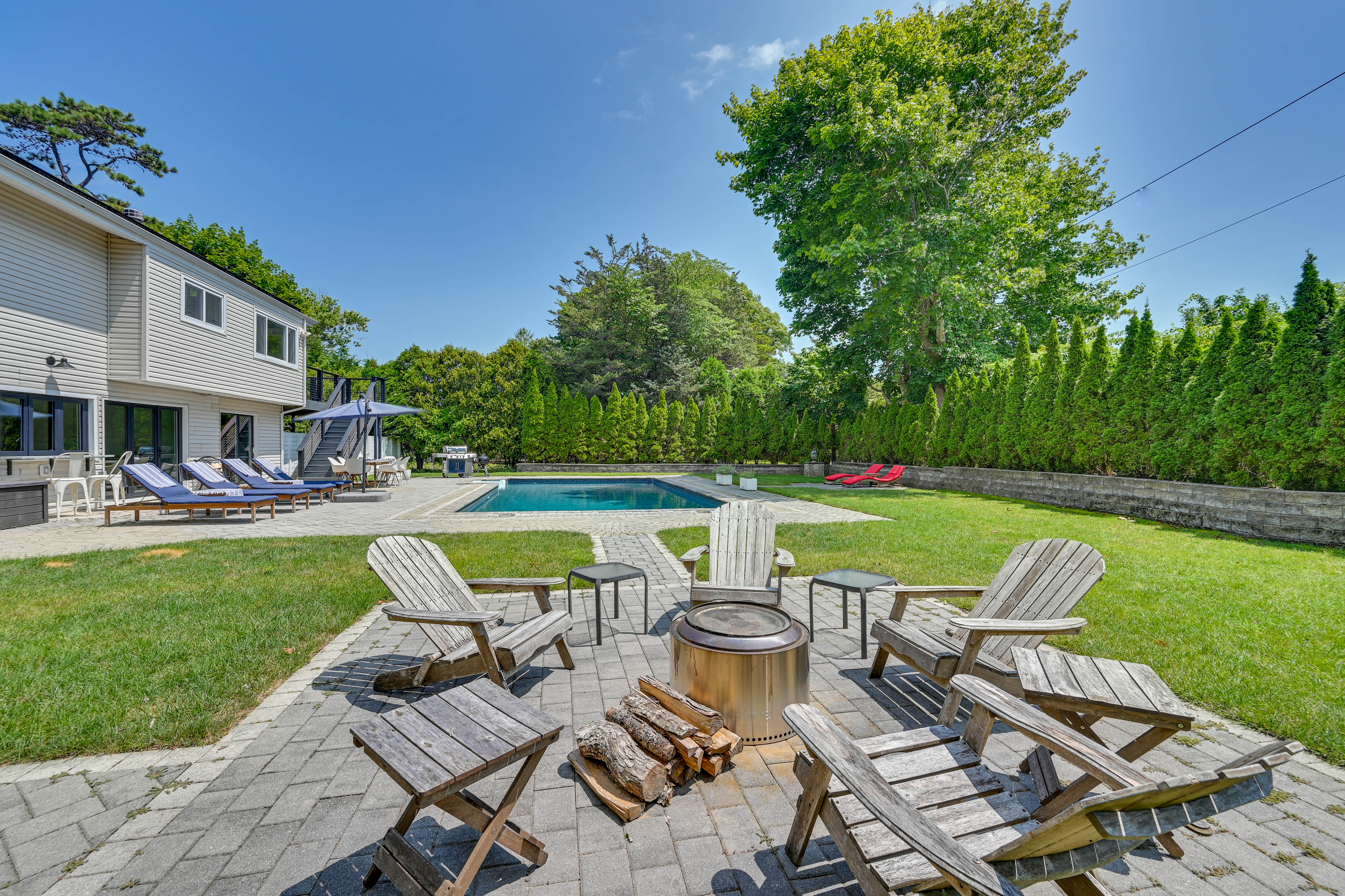 Property Image 1 - Alluring Hampton Bays Hideaway < 2 Mi to Beach!