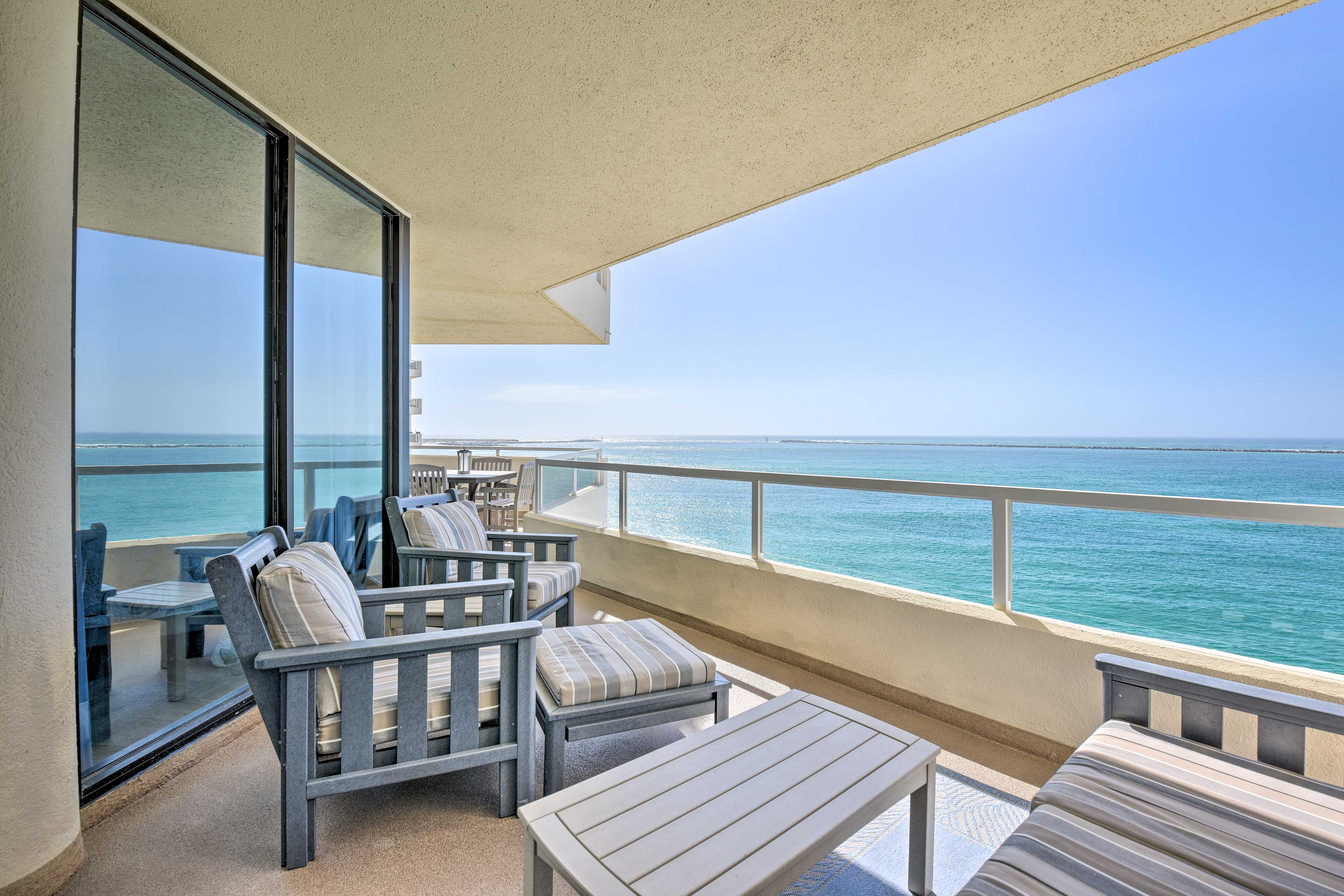 Property Image 1 - Gulf View Destin Condo with Resort Pool & Spa!