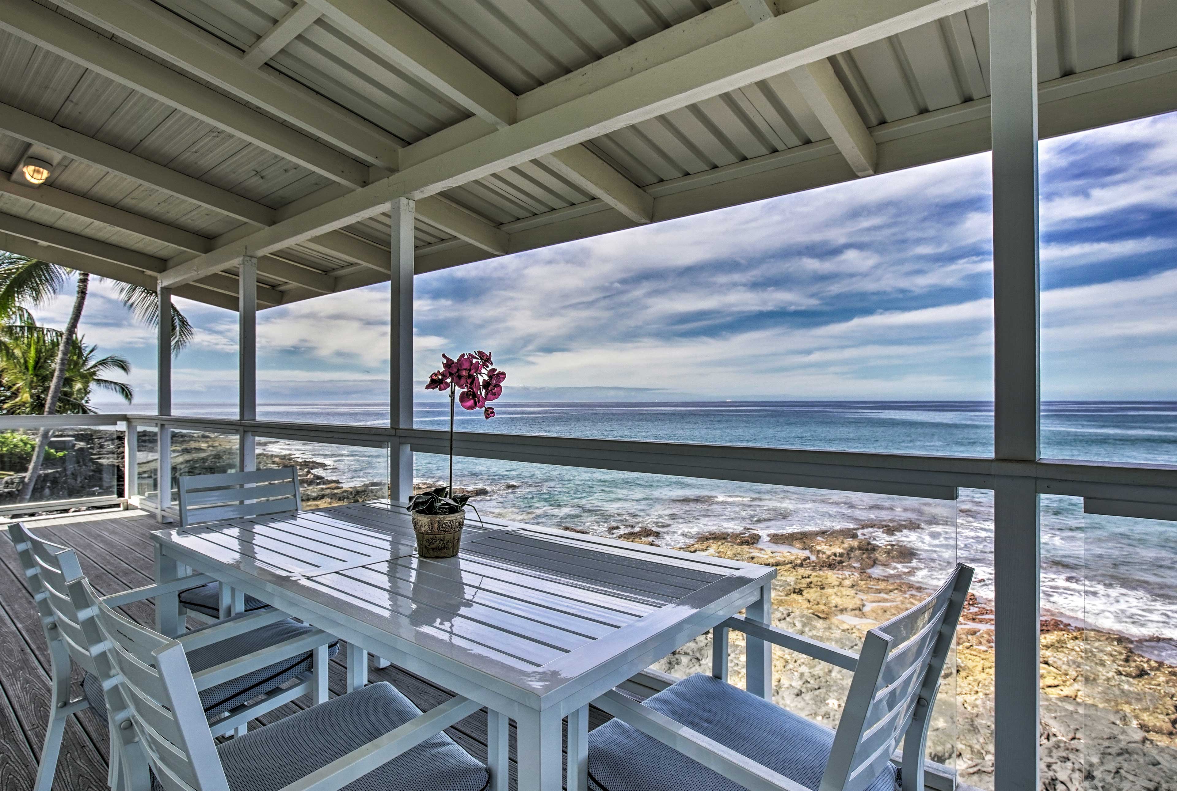 Property Image 1 - Oceanfront Kona Home w/ Beach Access & Views!
