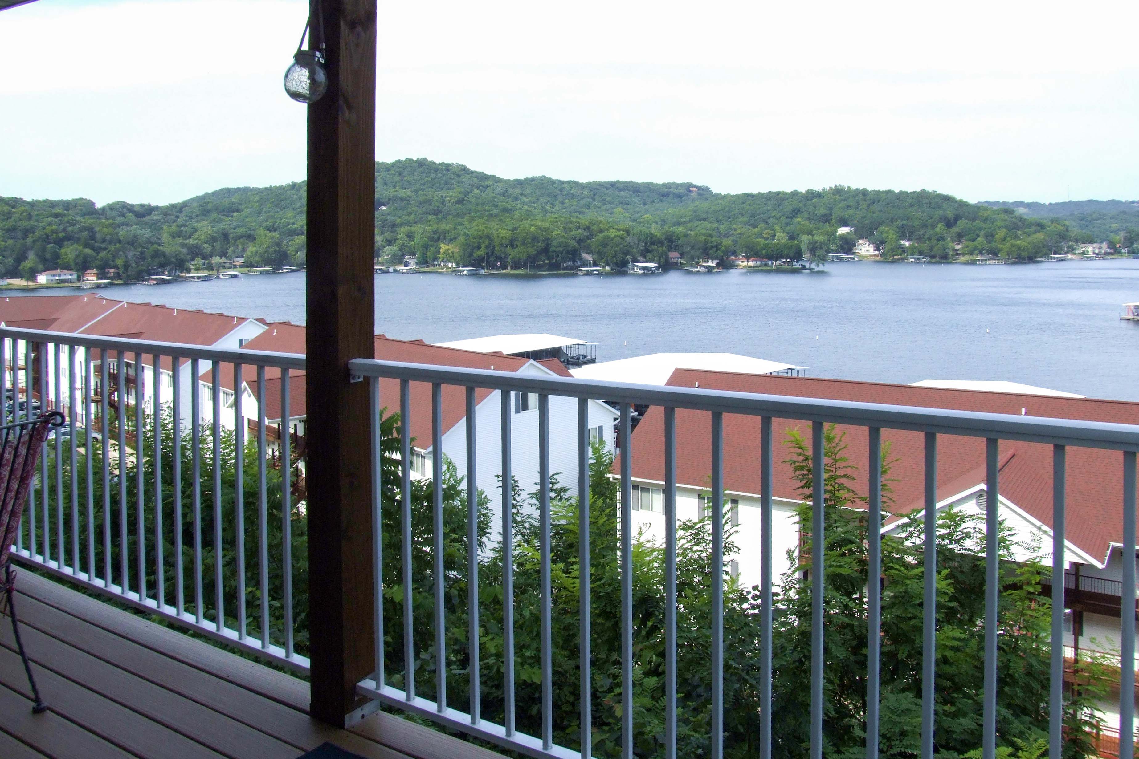 'Serenity at the Lake': Ozarks Gem w/ Pool Access