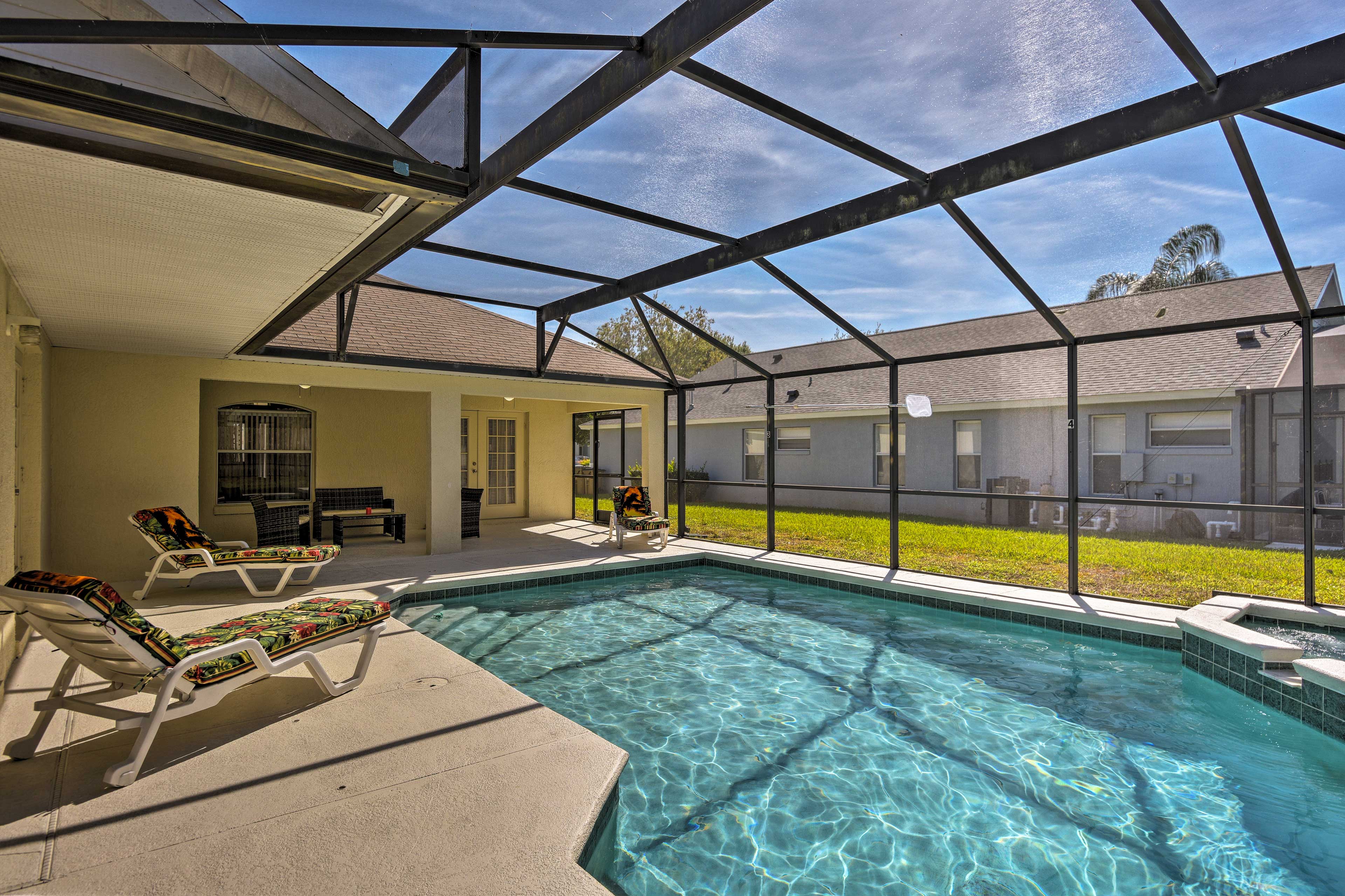 Property Image 2 - Clermont Villa w/ Pool & Lanai - 12 Mi to Disney!