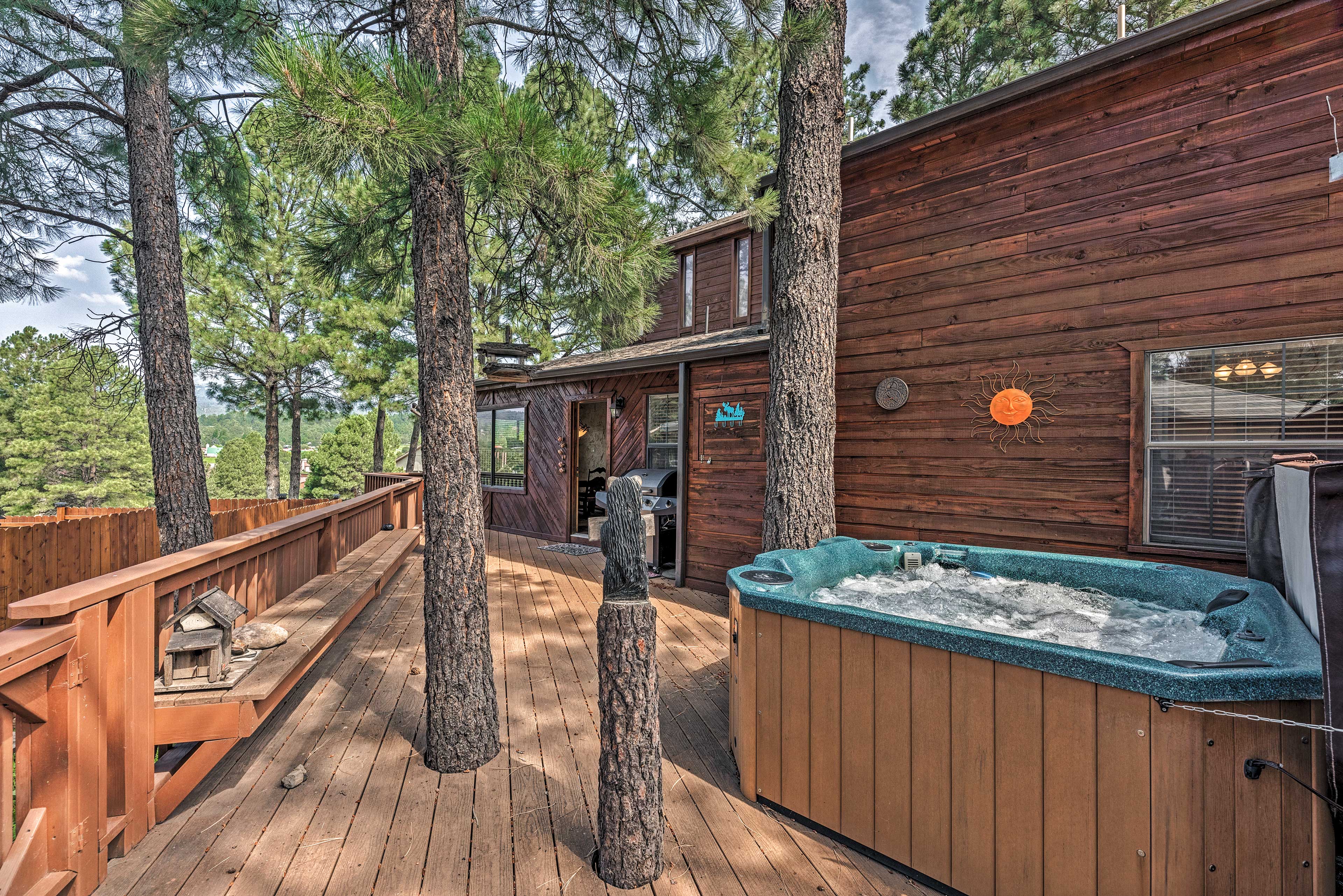 Property Image 1 - Cozy Ruidoso Cabin w/ Private Hot Tub & Large Deck