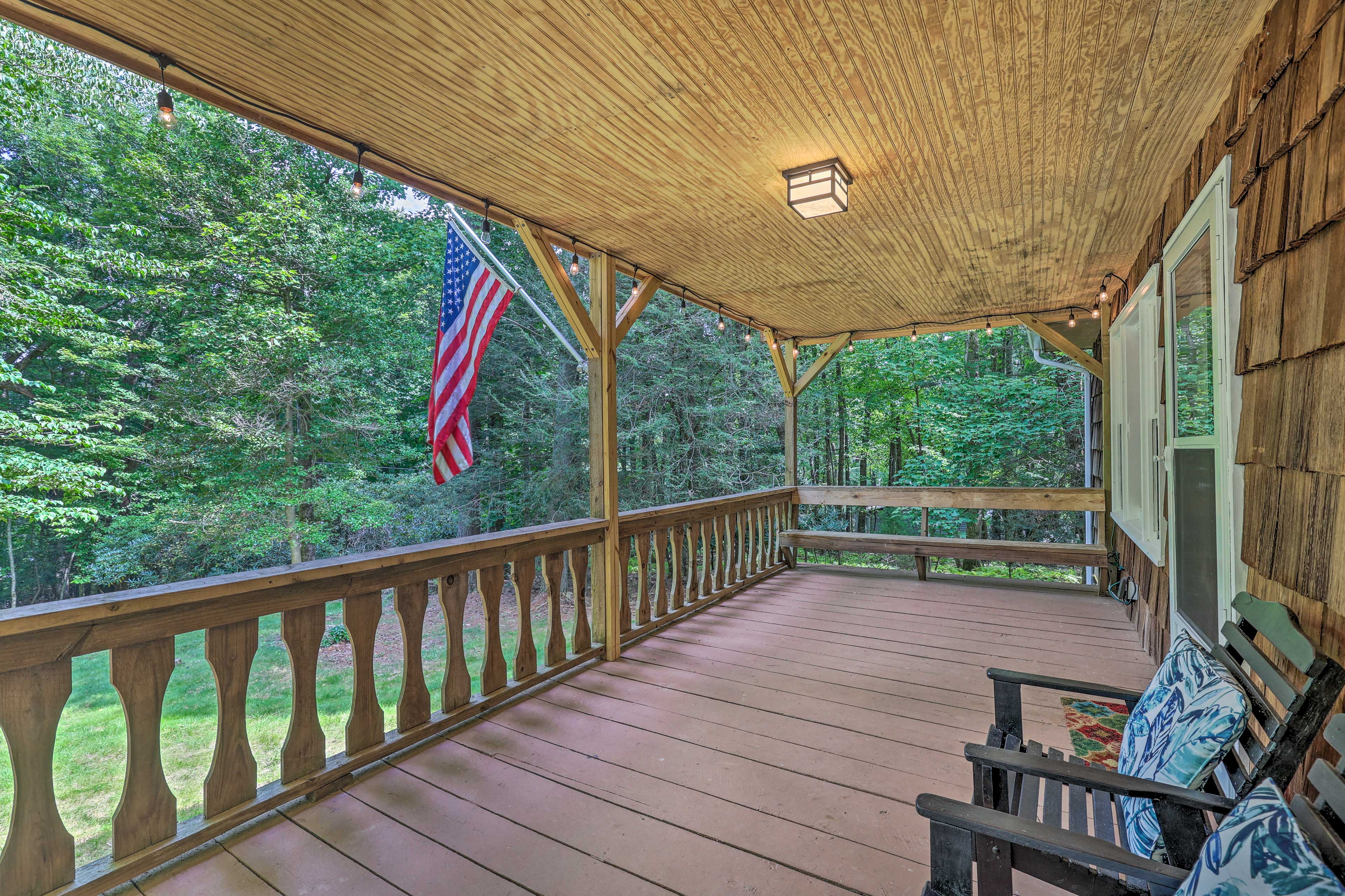 Property Image 2 - Cozy Roaring Gap Retreat with Fire Pit & Patio!