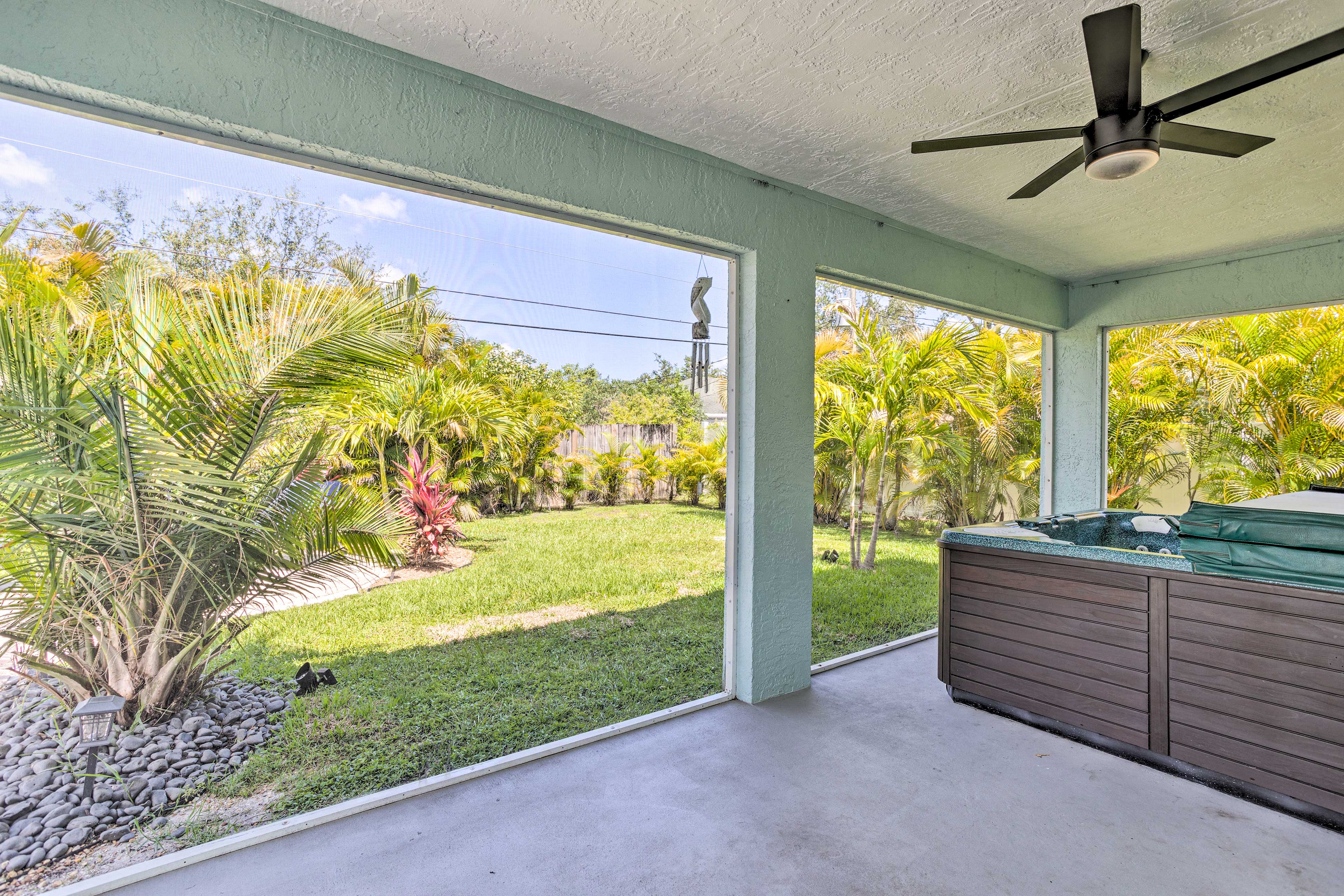 Port St Lucie Home w/ Hot Tub: 5 Mi to PGA Club!