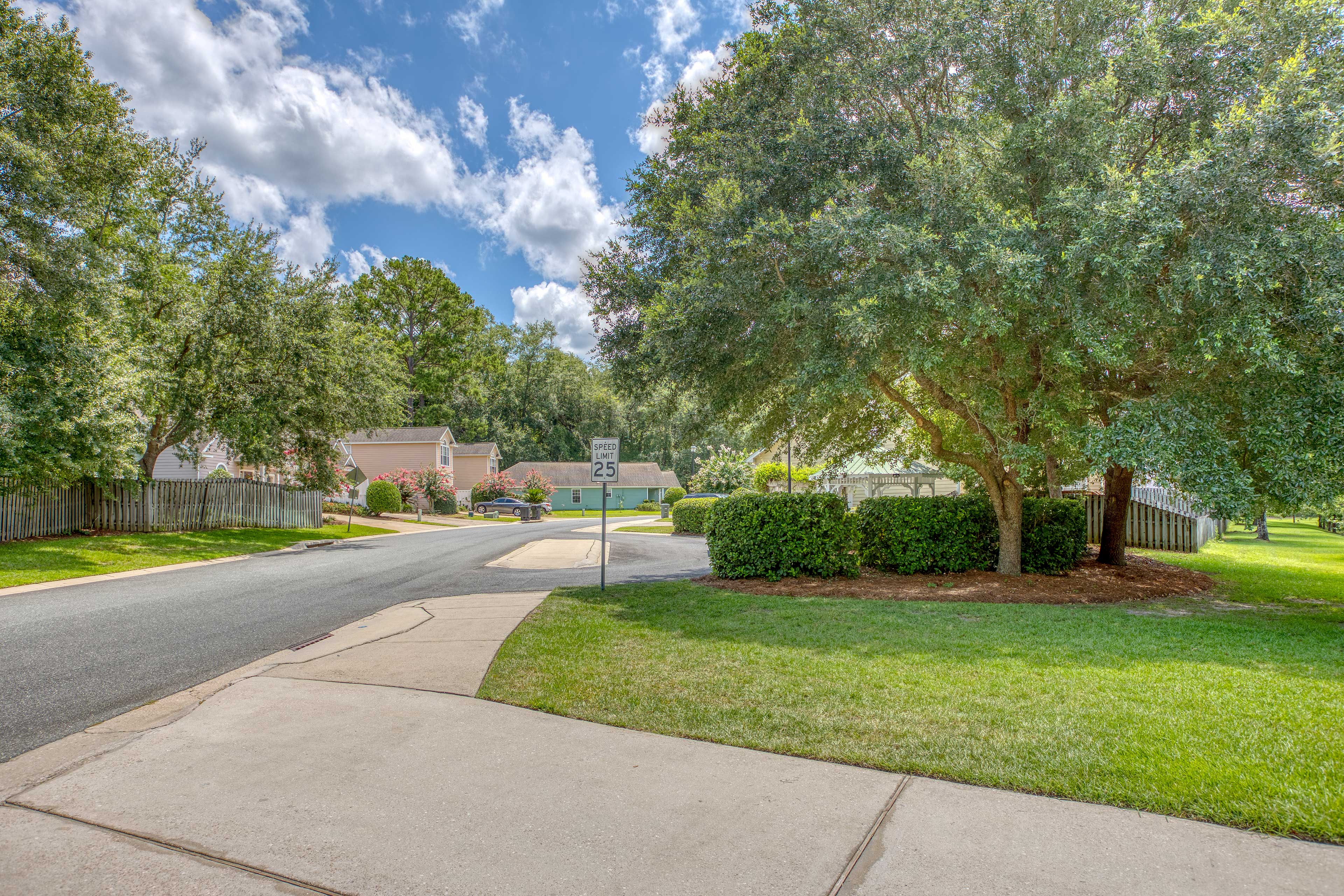 Property Image 2 - Bright Tallahassee Home, 5 Mi to Dtwn & Lake Ella!