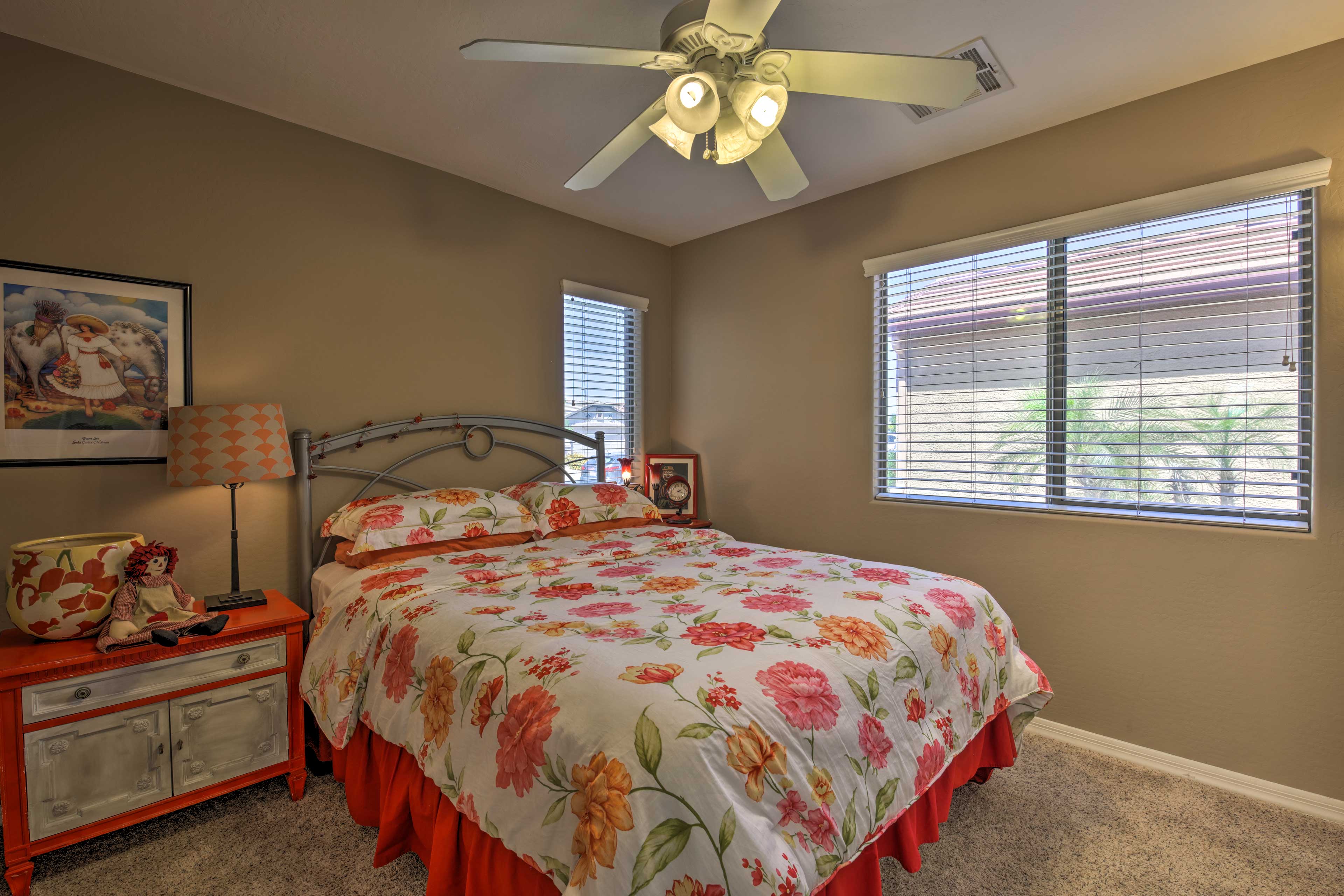 Buckeye Home w/ Pool, Putting Green & Sun Porch!