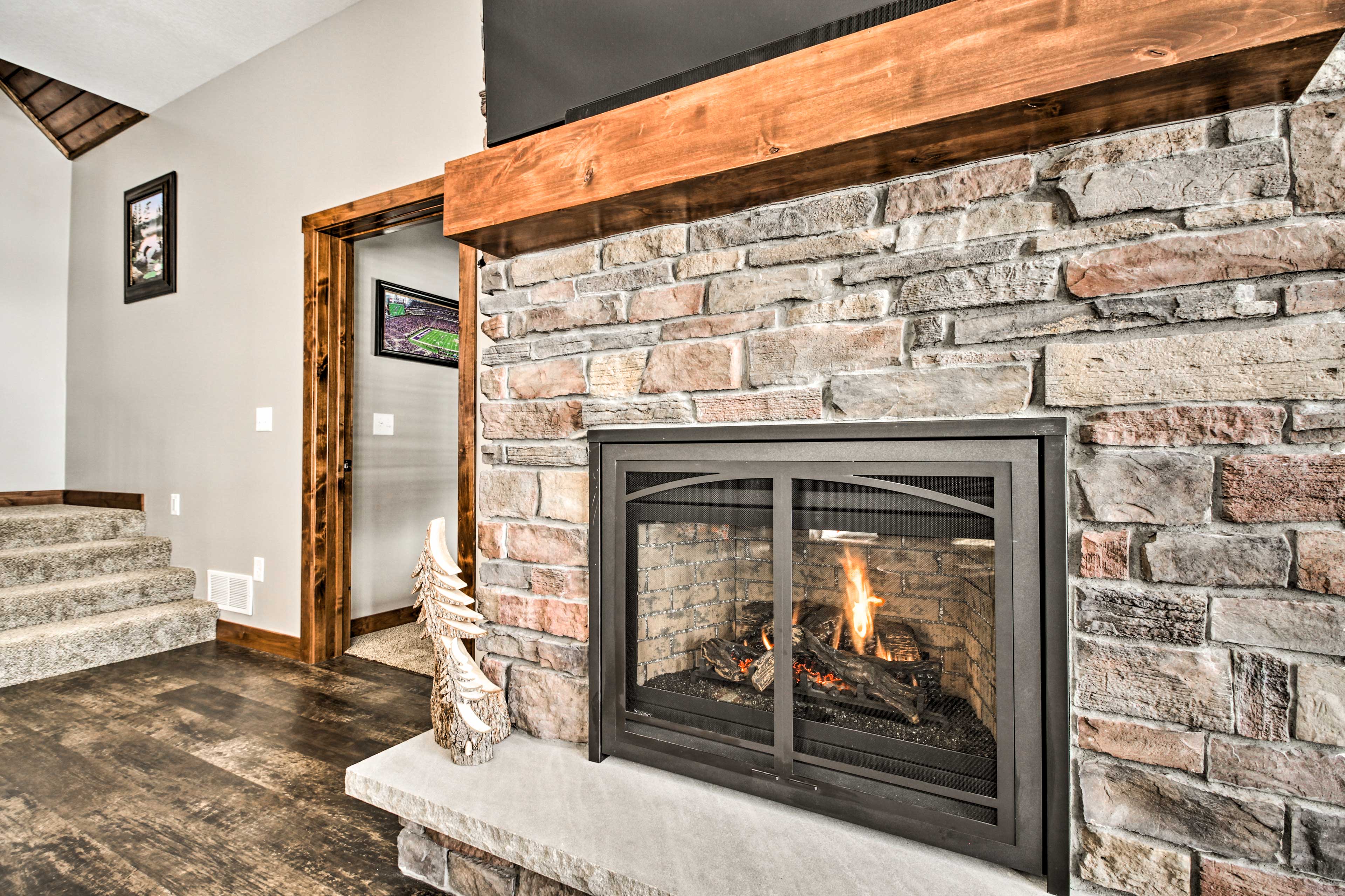 Cabin w/ Gradual Slope to Sandy Bottom Swimming!