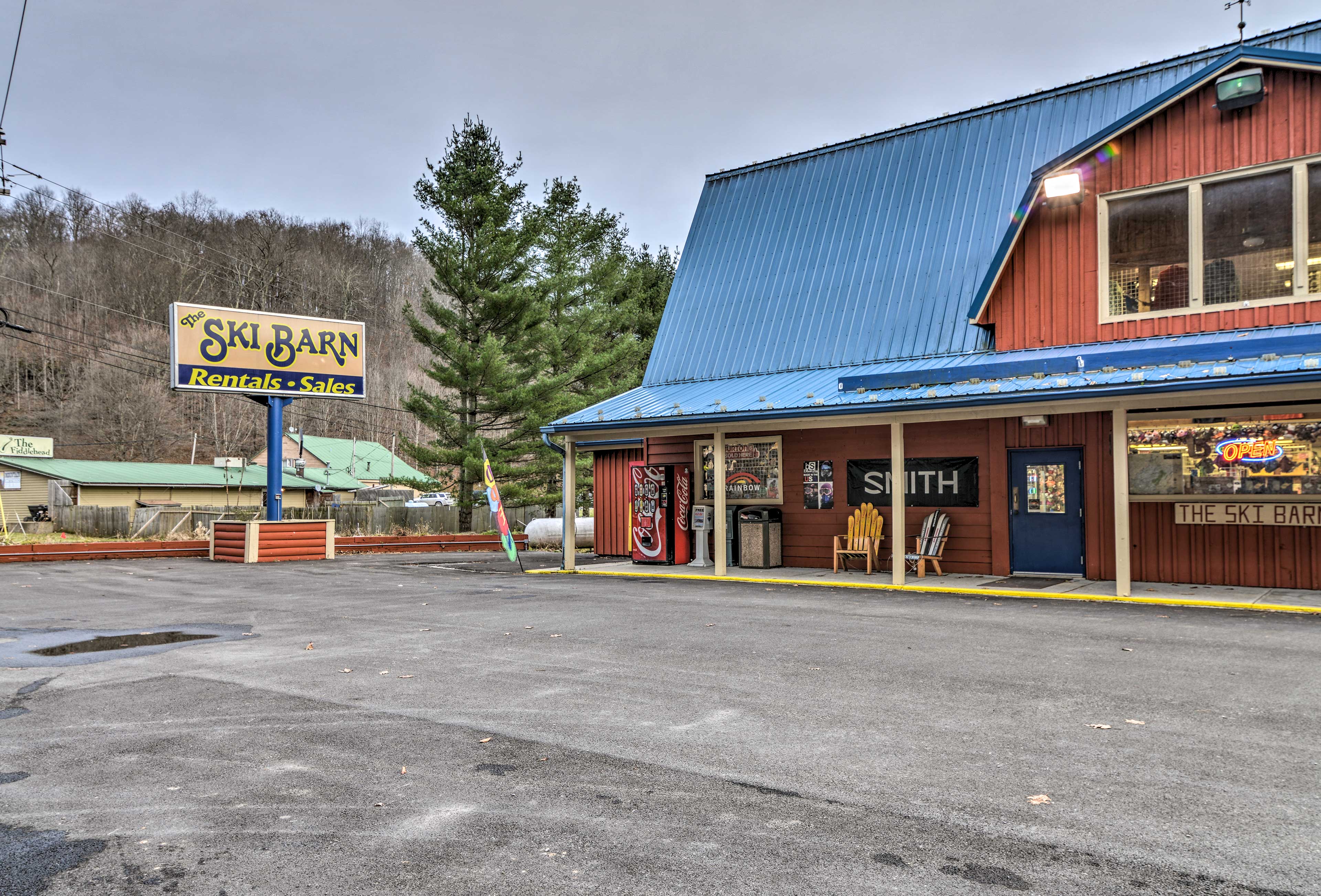 Property Image 2 - Rustic Cabin in the Woods: 6 Mi to Snowshoe Resort