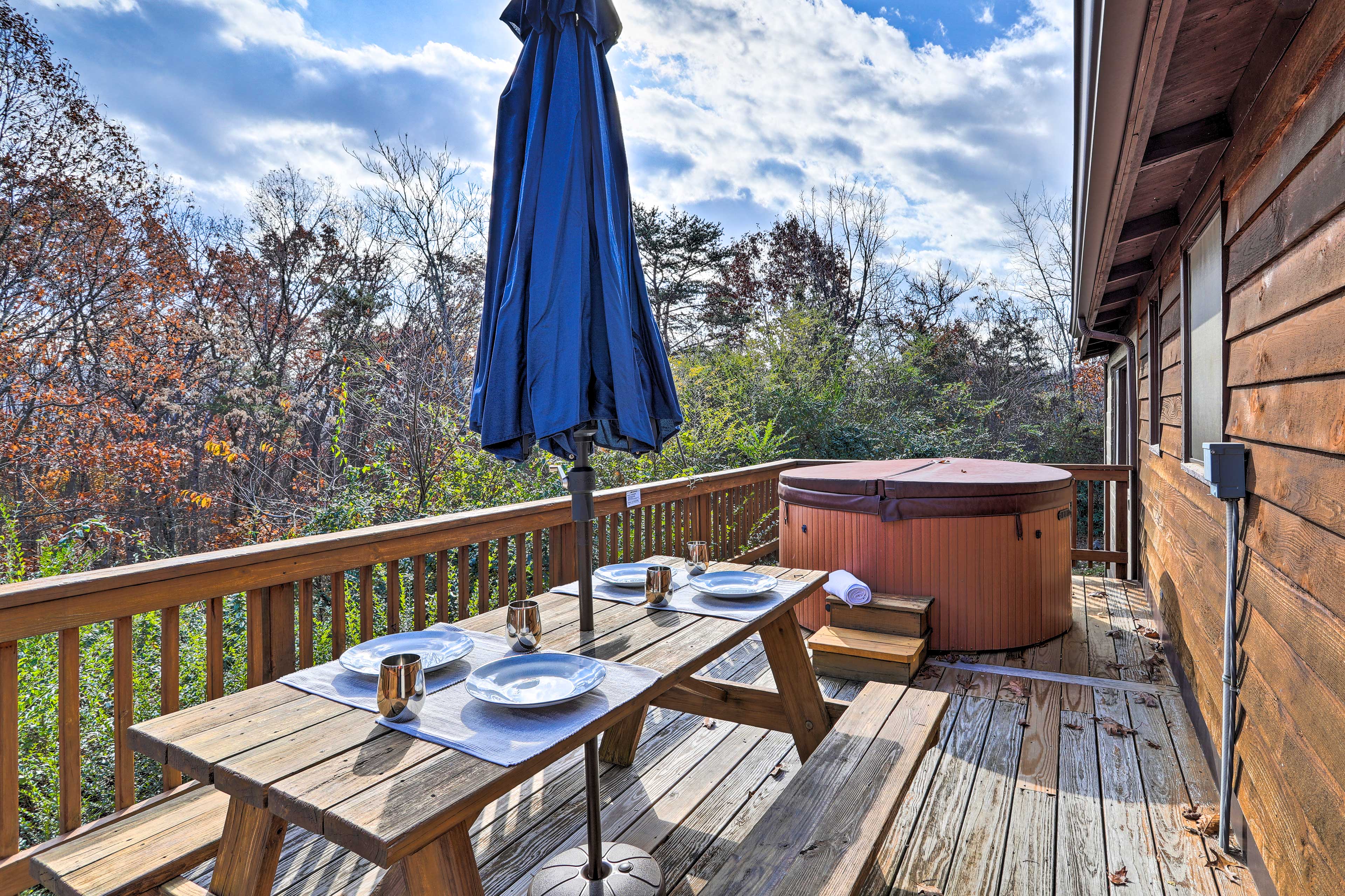 Property Image 2 - Calming Shenandoah Valley Cabin w/ Hot Tub!