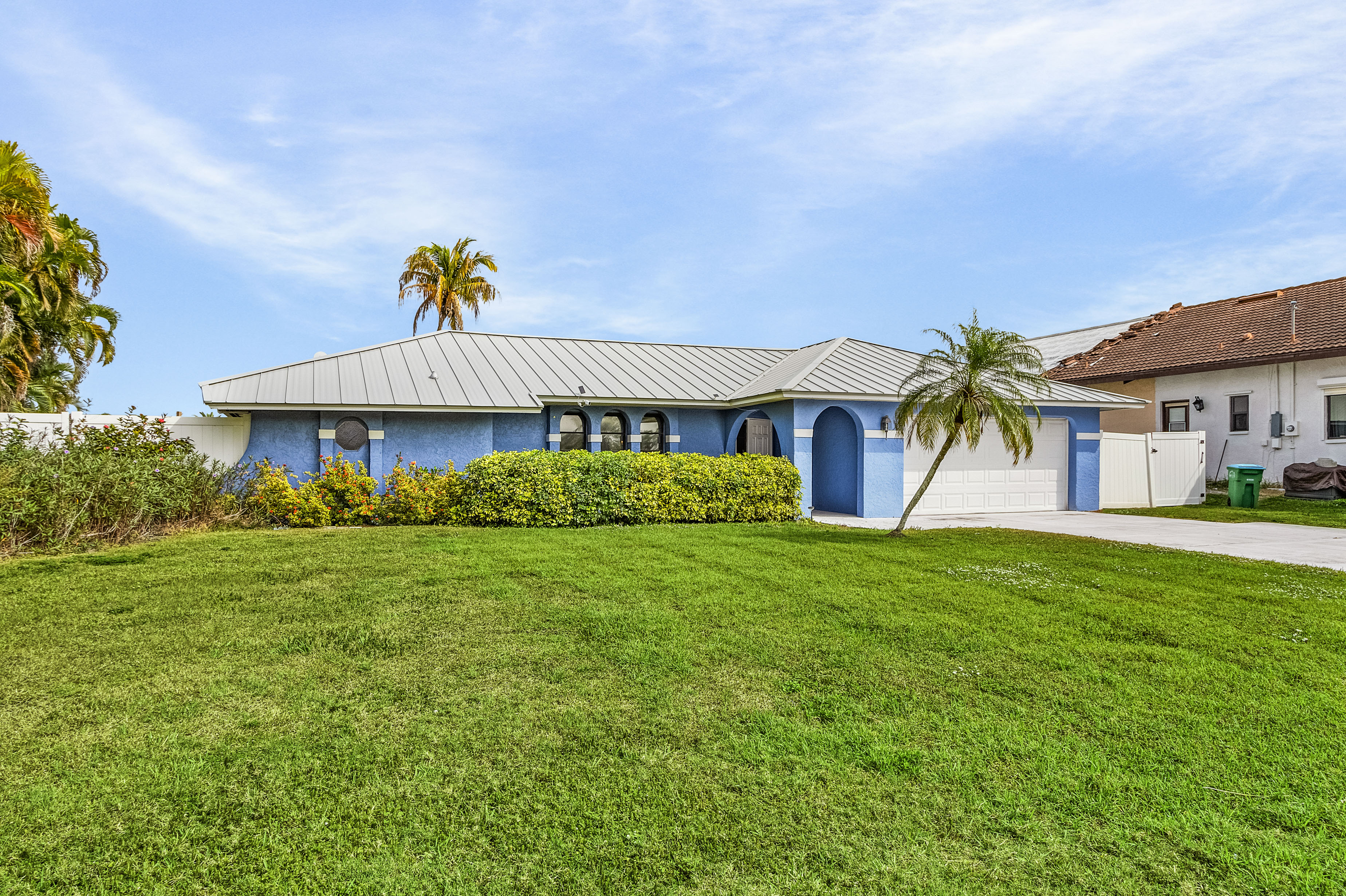 Property Image 2 - Canal-Front Oasis w/ Dock & Kayaks in Cape Coral!