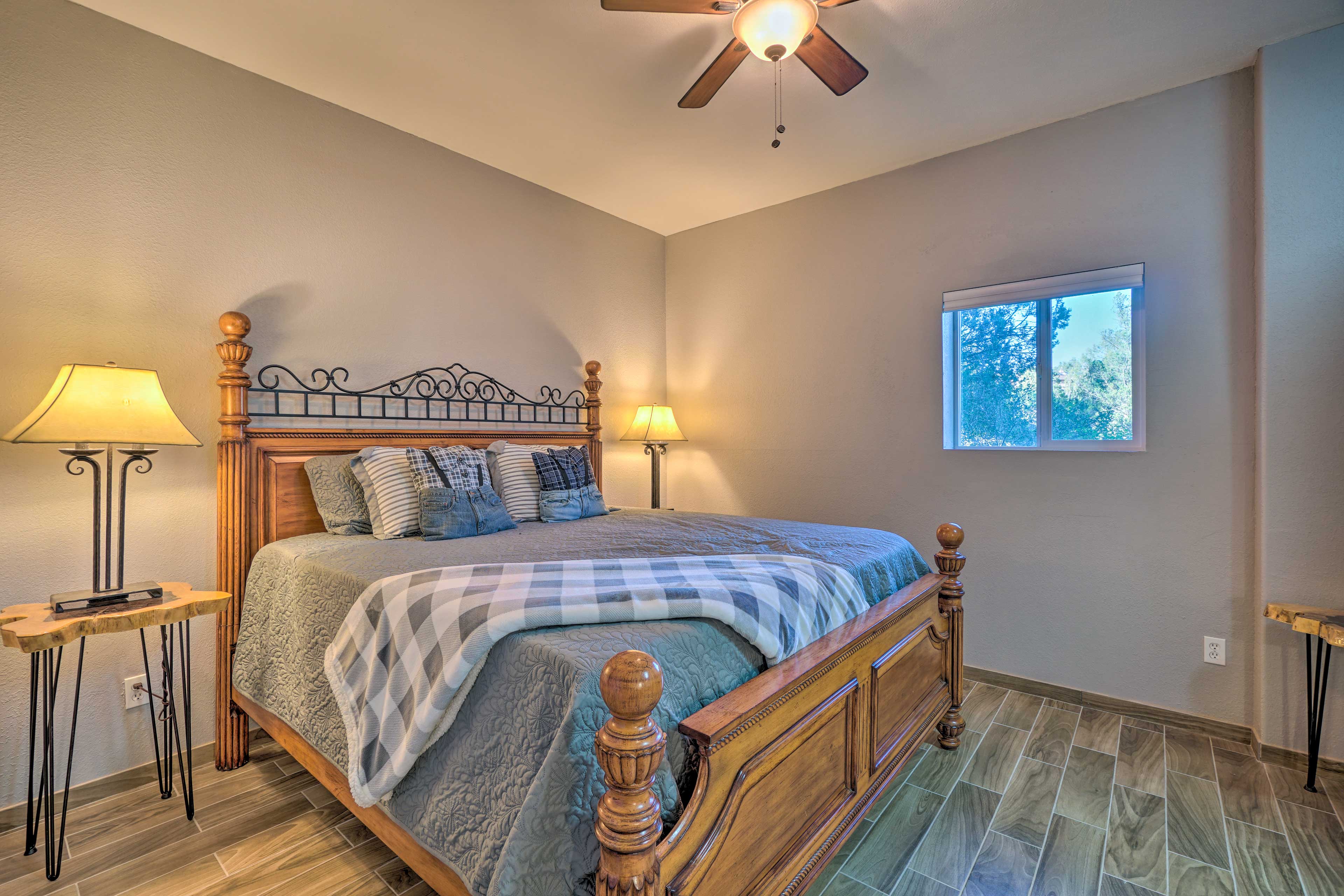 Mtn-View Gem w/ Fire Pit & Deck in Payson