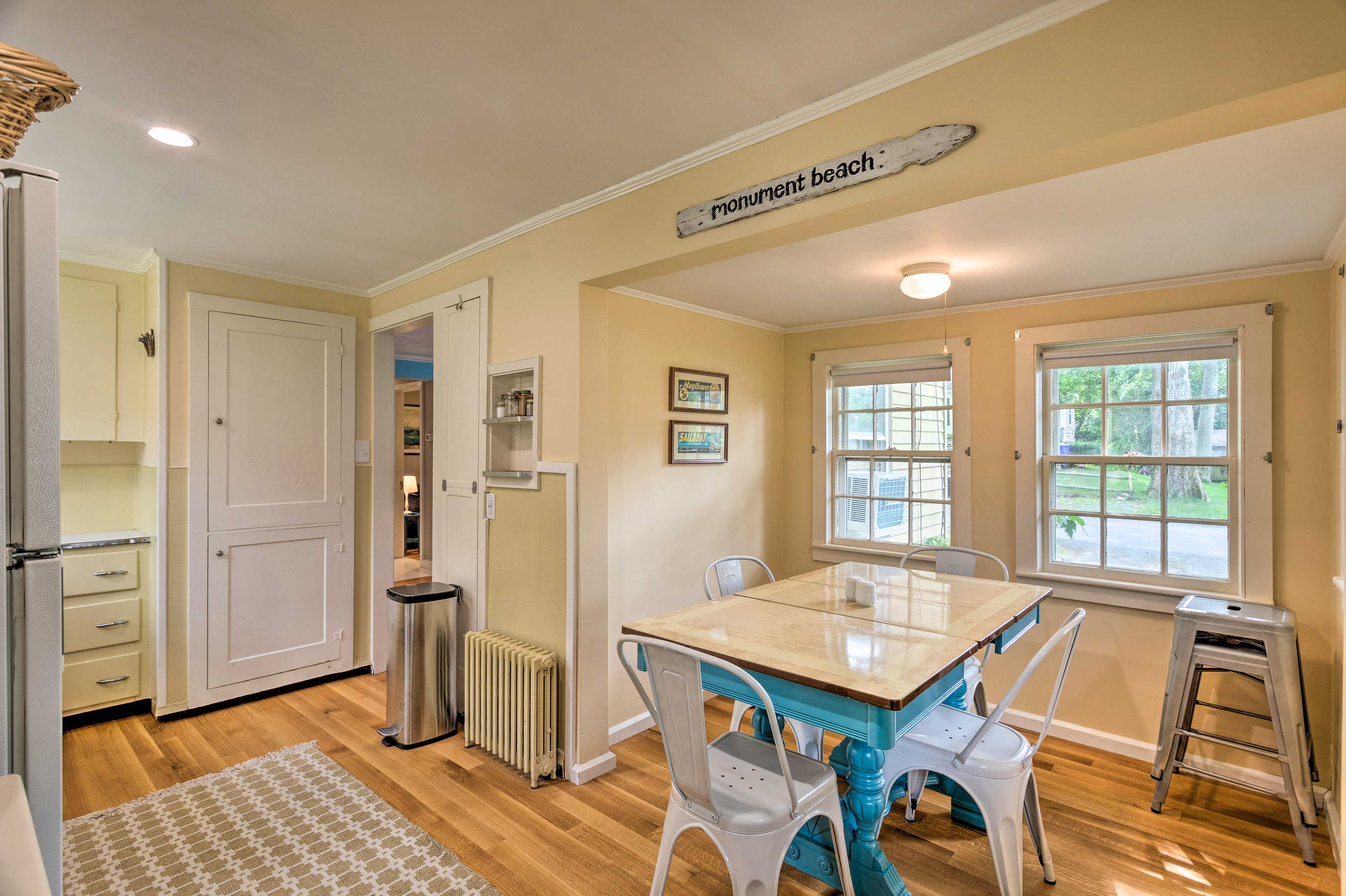 Property Image 2 - Charming Cape Cod Cottage, Walk to Monument Beach
