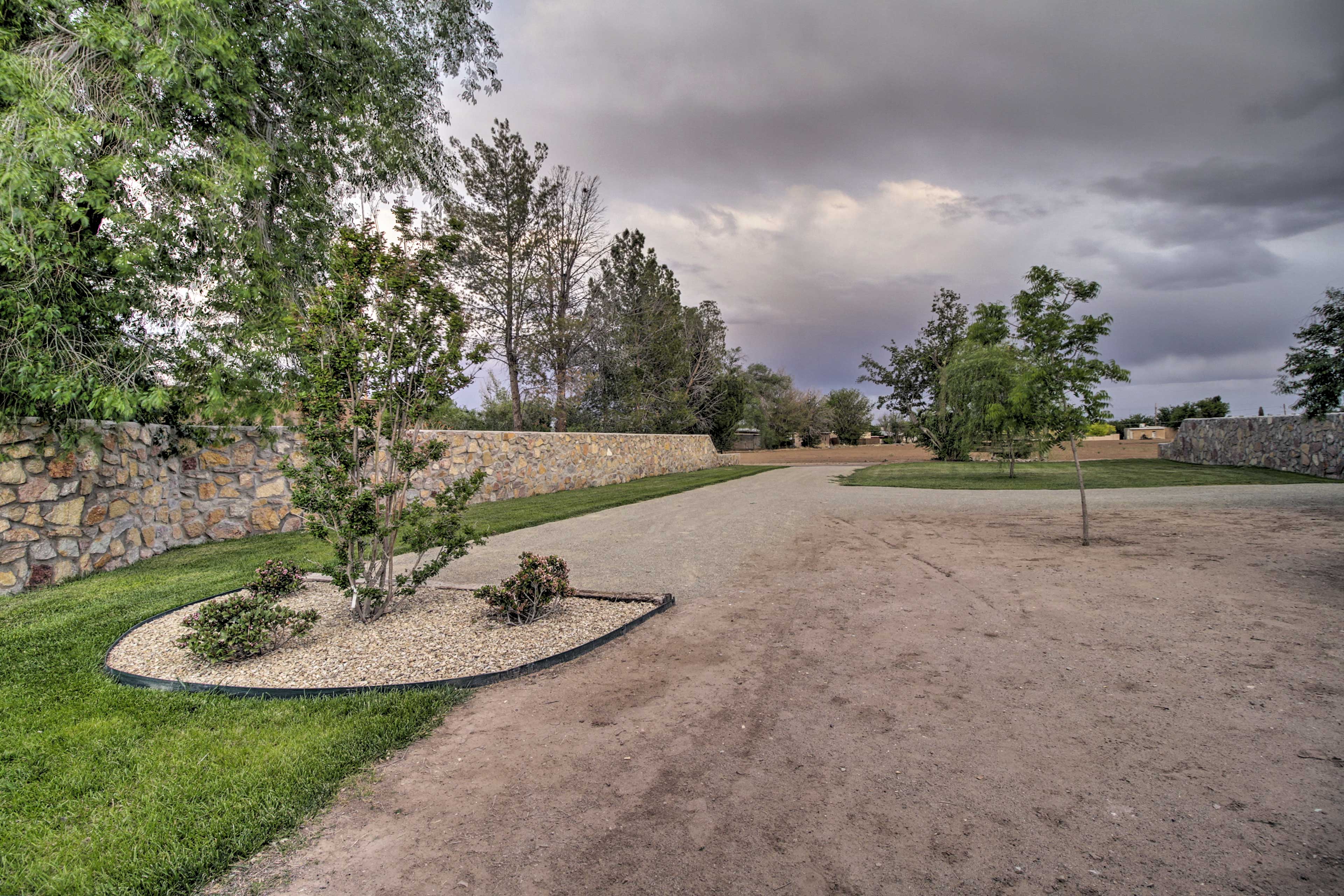 Property Image 2 - Charming Couples Casita, Walk to Old Mesilla Plaza