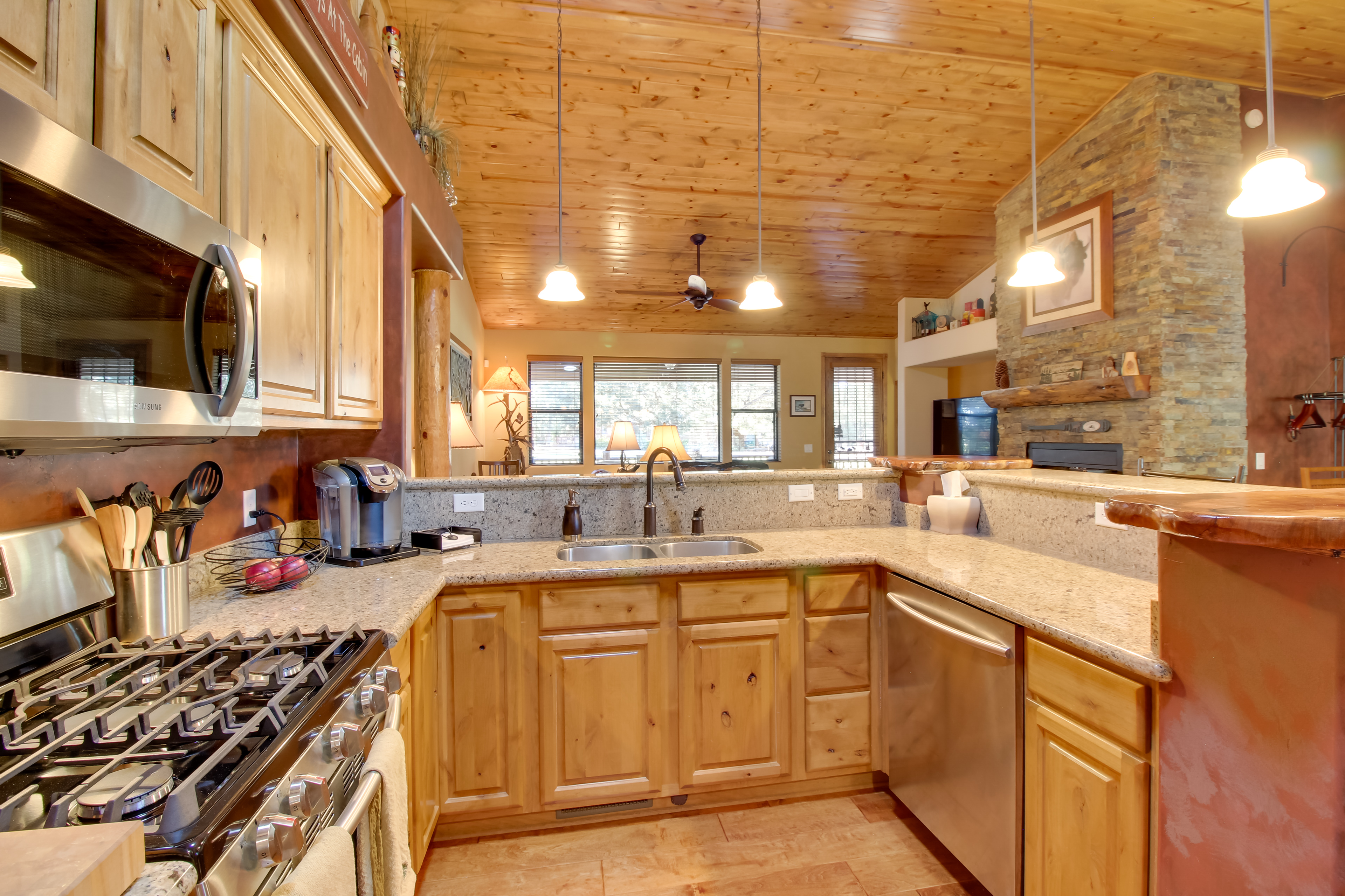 On-Site Trails & Deck: Show Low Cabin!