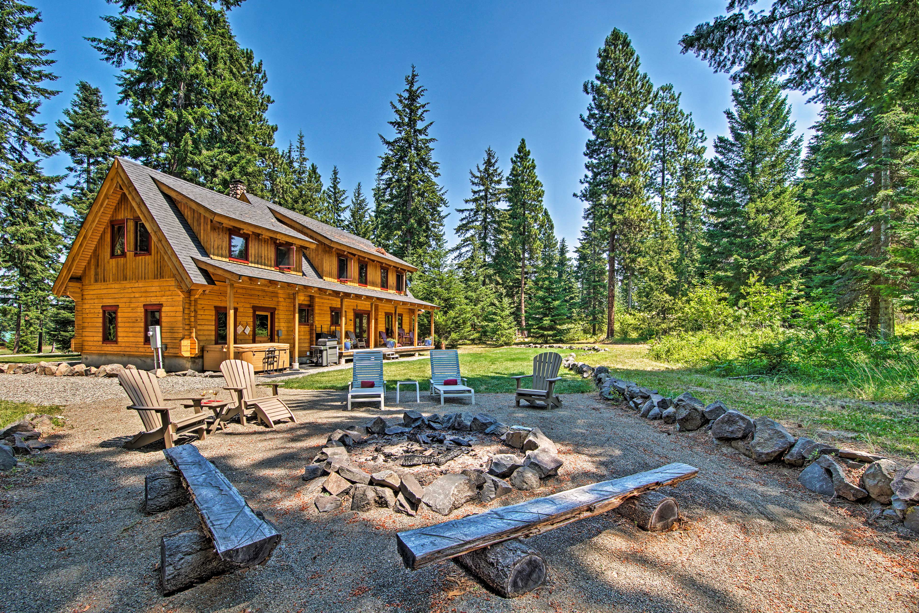 Property Image 1 - Cle Elum Mountain Cabin w/ Hot Tub & Trails!