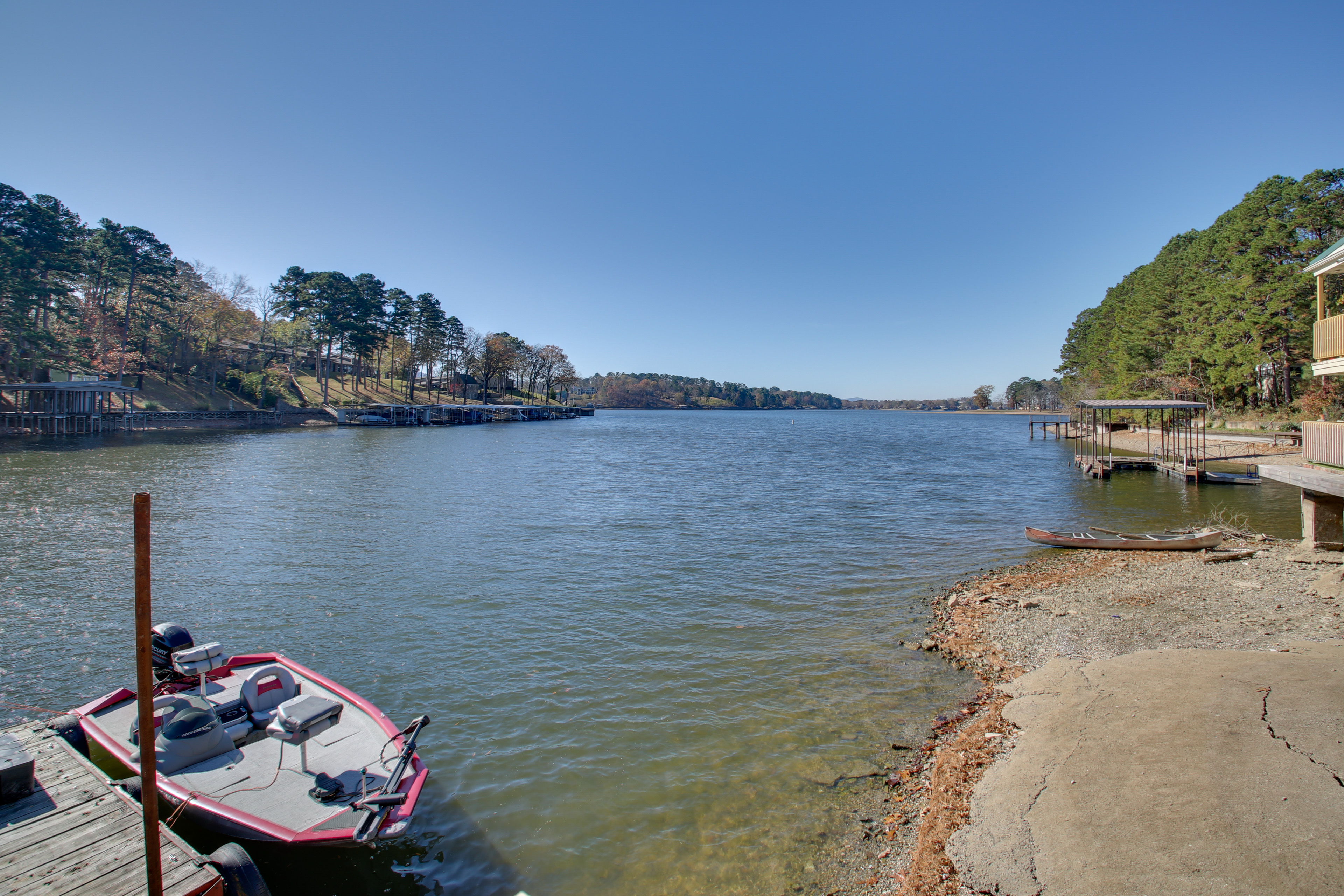 Property Image 2 - Hot Springs Condo w/ Lake Access & Boat Dock!