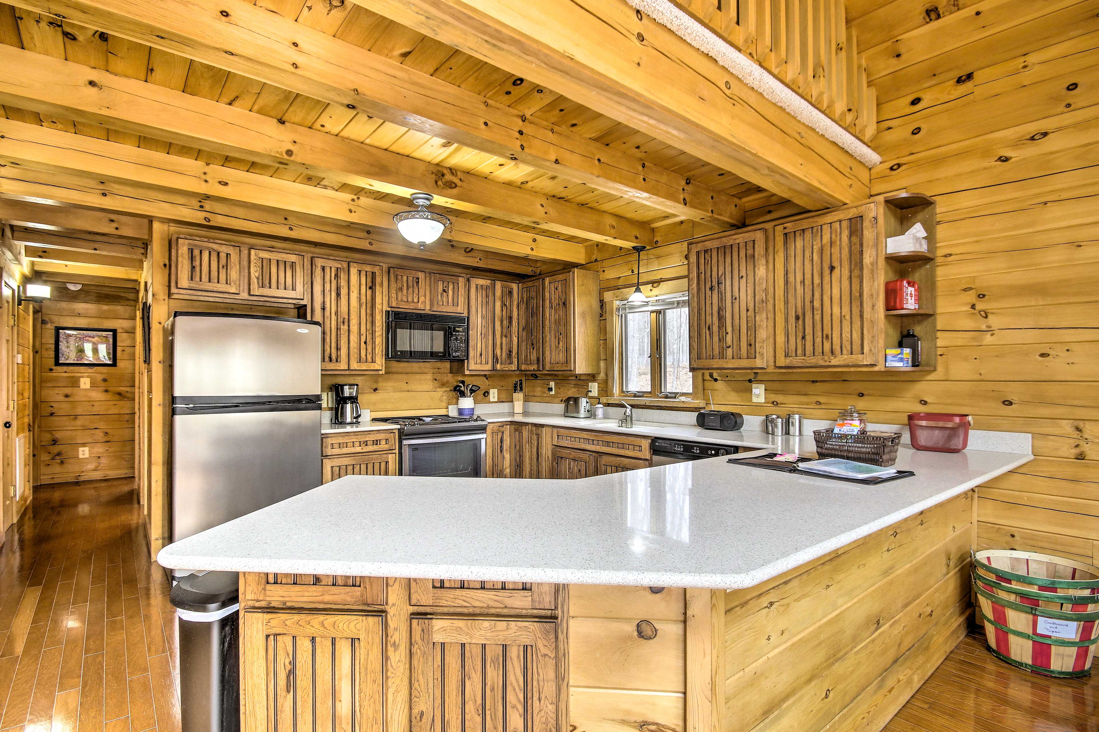 Property Image 2 - Cozy Log Home: Centrally Located & Pet Friendly!