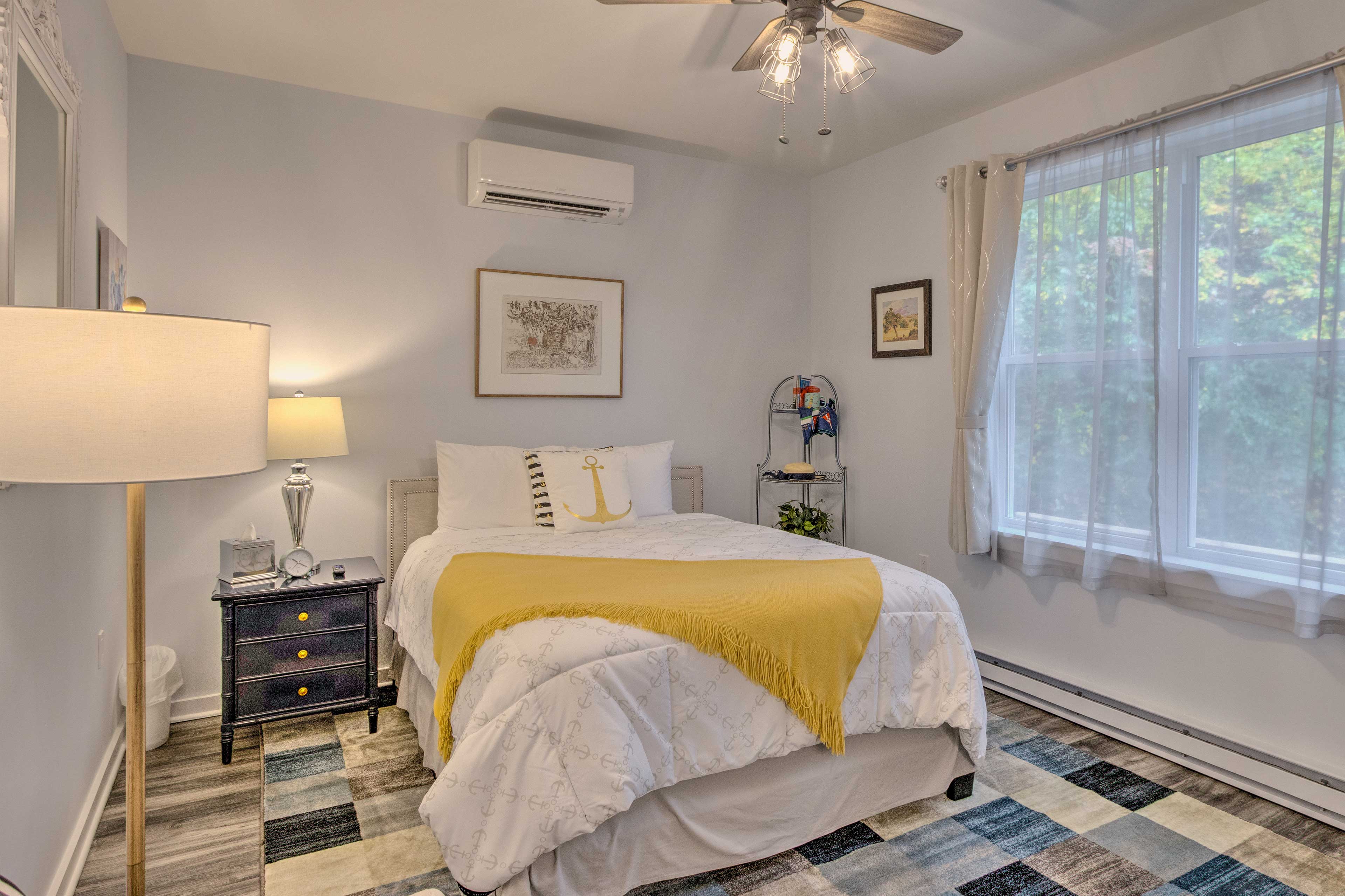 Hike & Ski! ‘Blue Heron’ Brodheadsville Cottage