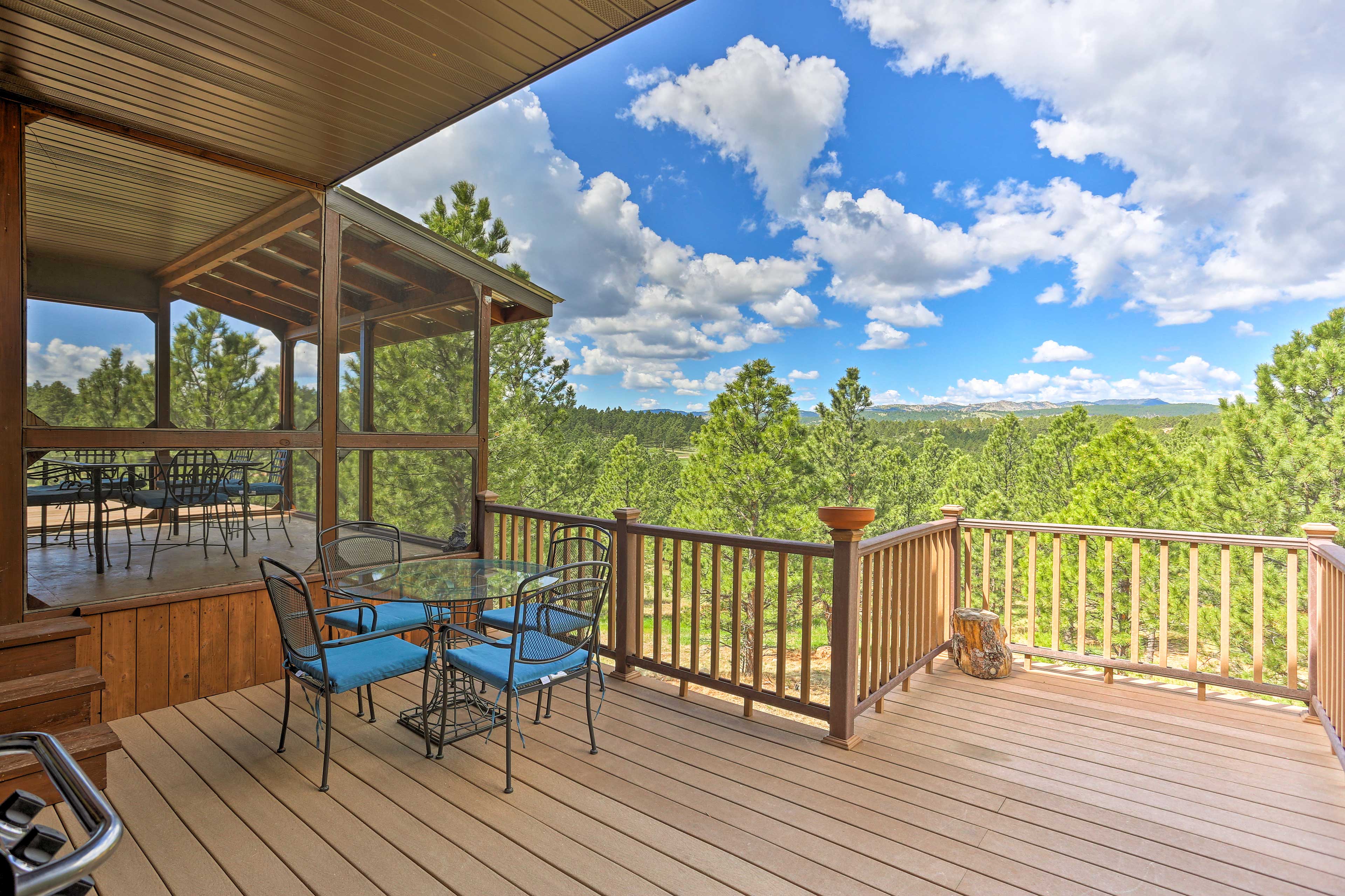 Hermosa Home w/ Black Hills View, Gas Grill & Deck