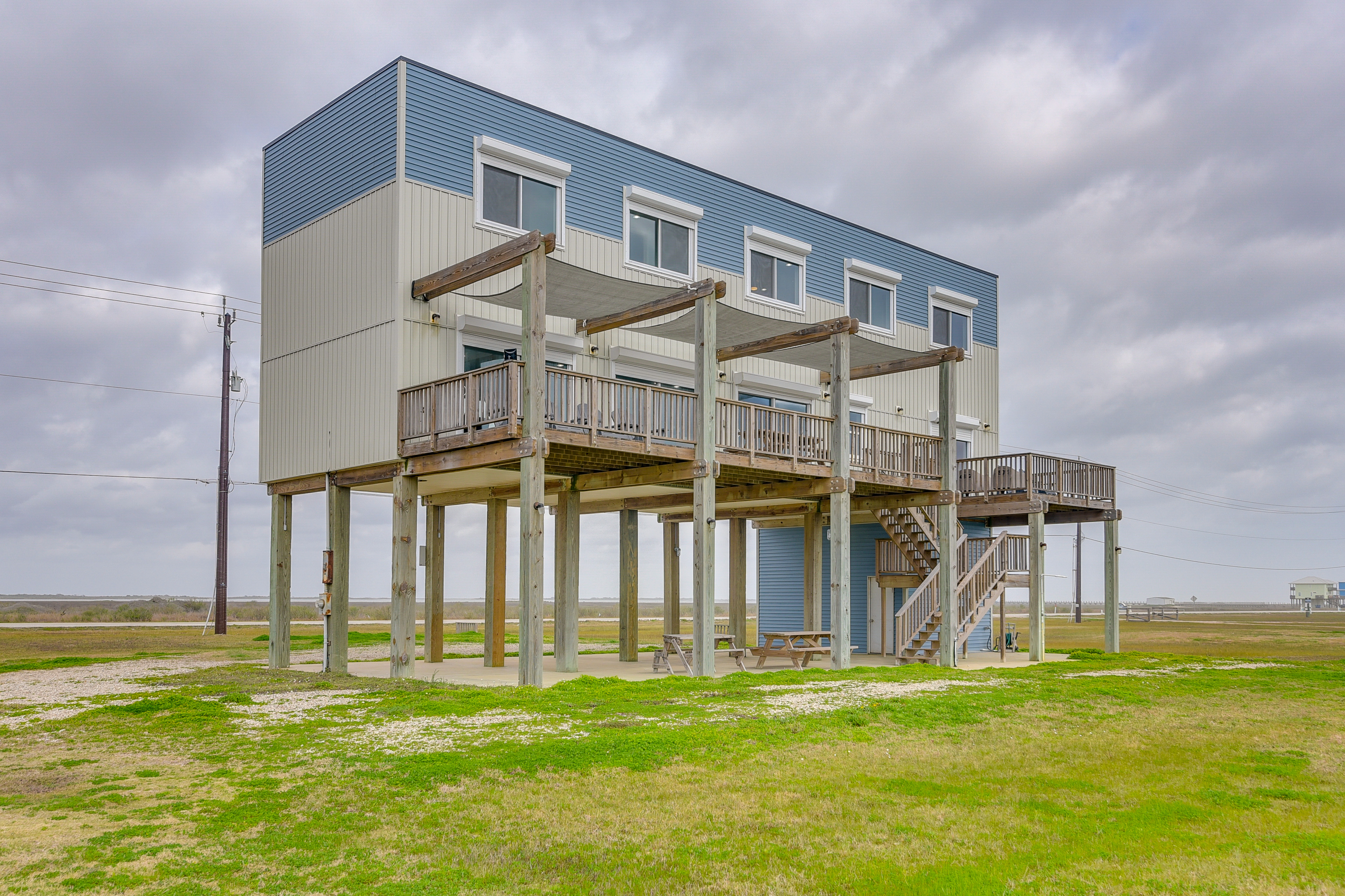 Property Image 2 - Ocean-View Surfside Home w/ Boardwalk to Beach!