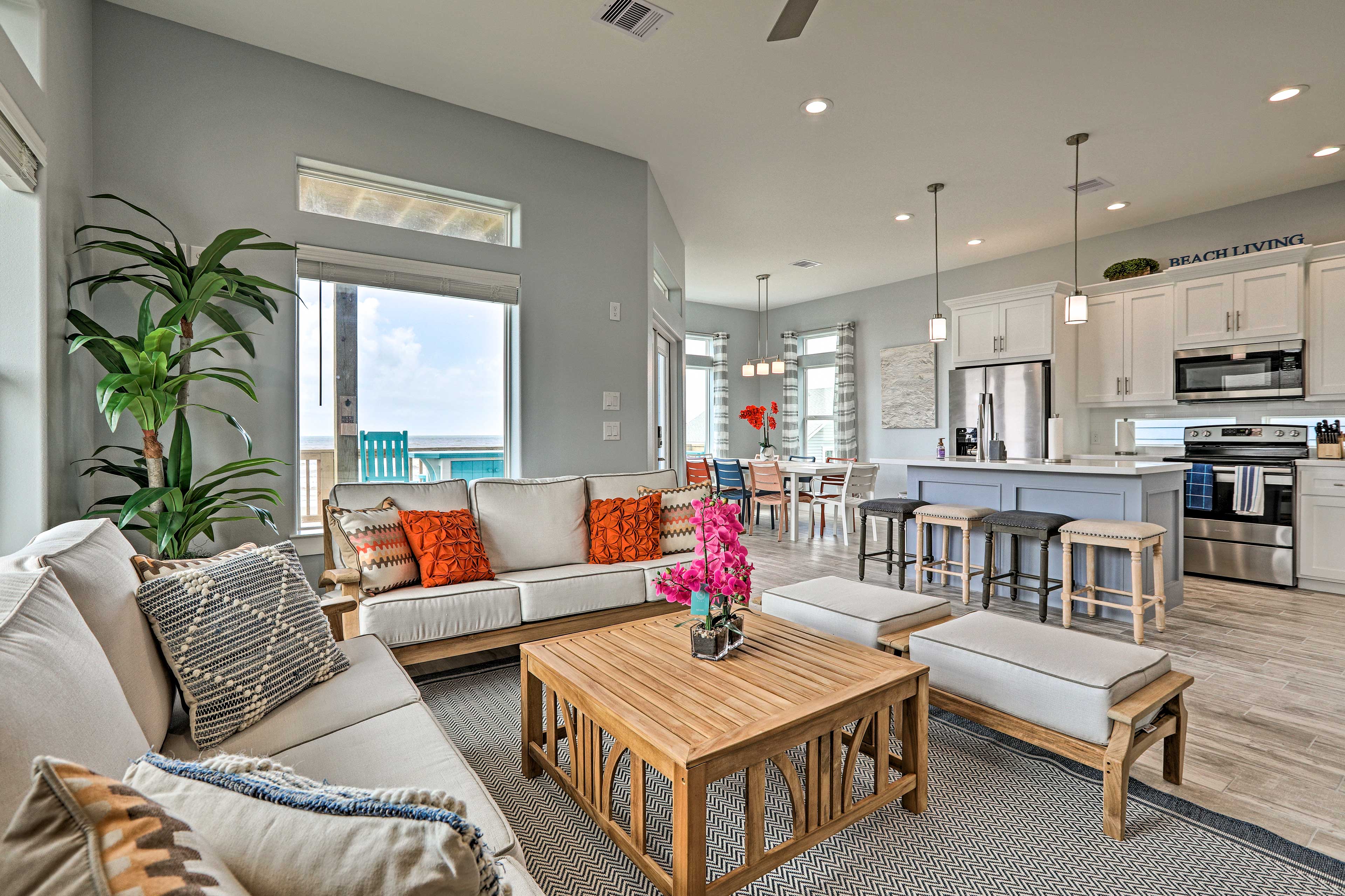 Property Image 1 - ‘Villa Azul’ Galveston Home: Modern & Beachfront!