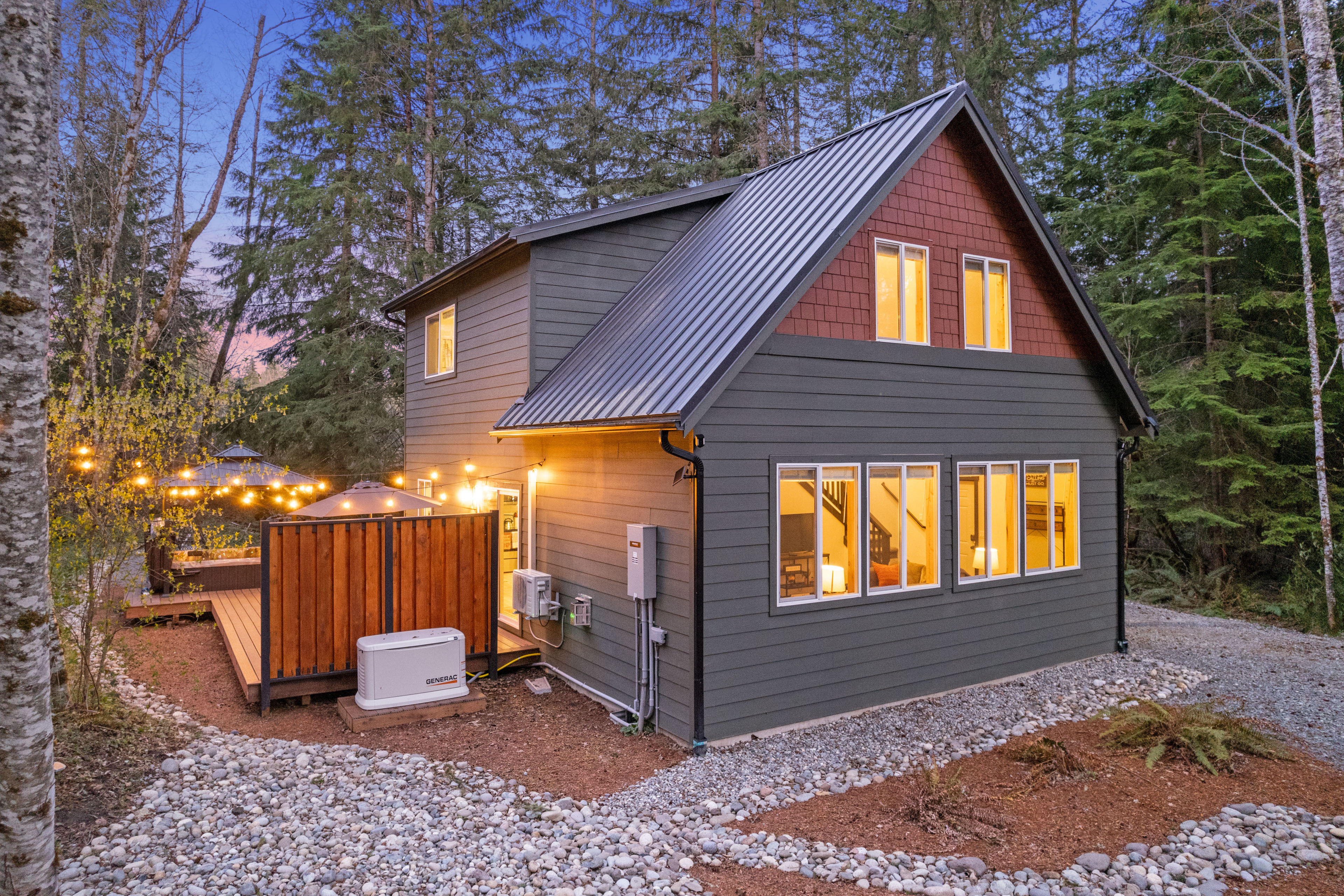 Property Image 1 - ‘Hiker’s Haven’ w/ Hot Tub - Near Mt Rainier!