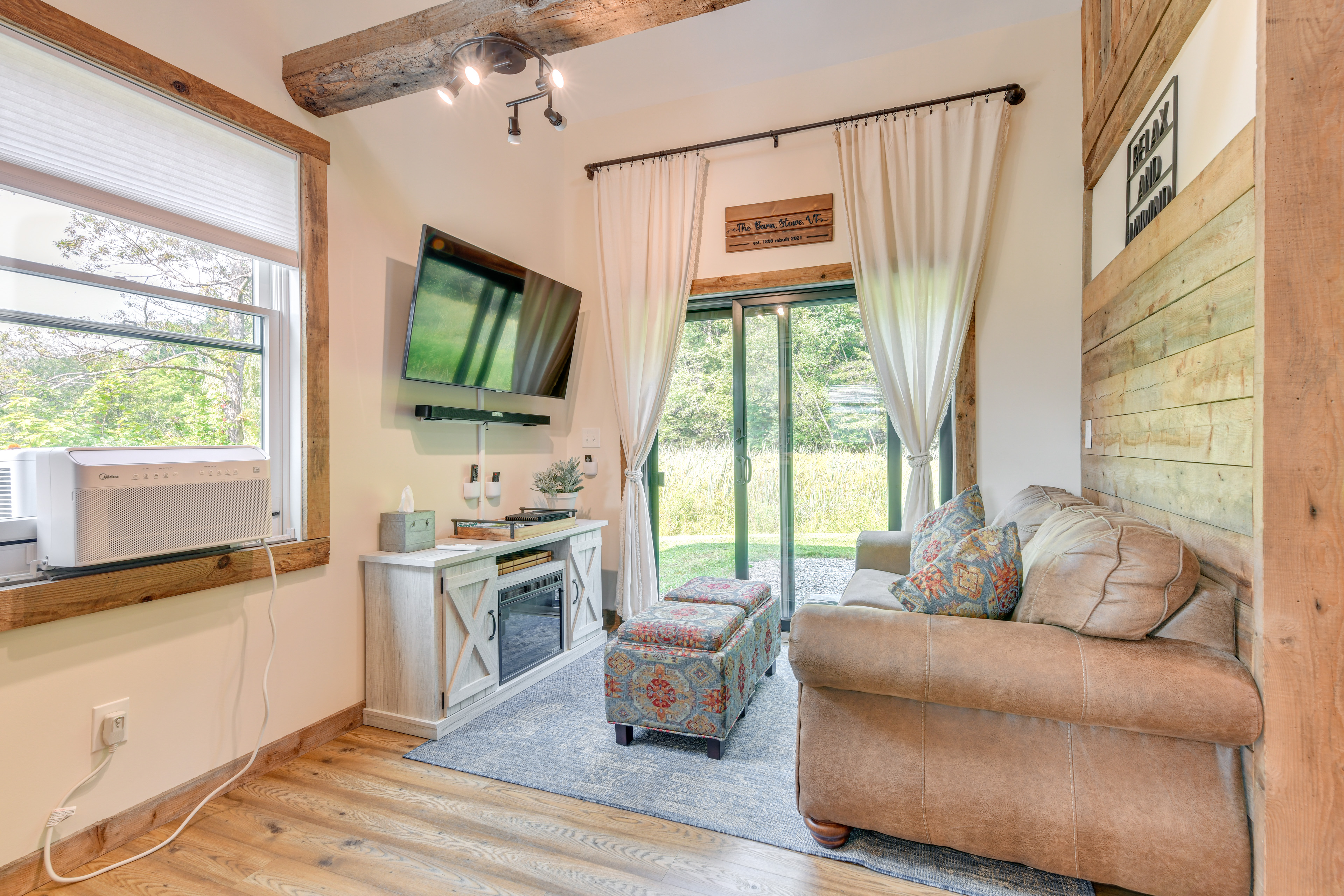 Property Image 1 - Historic Charm + Modern Luxury: 6 Mi to Stowe Mtn