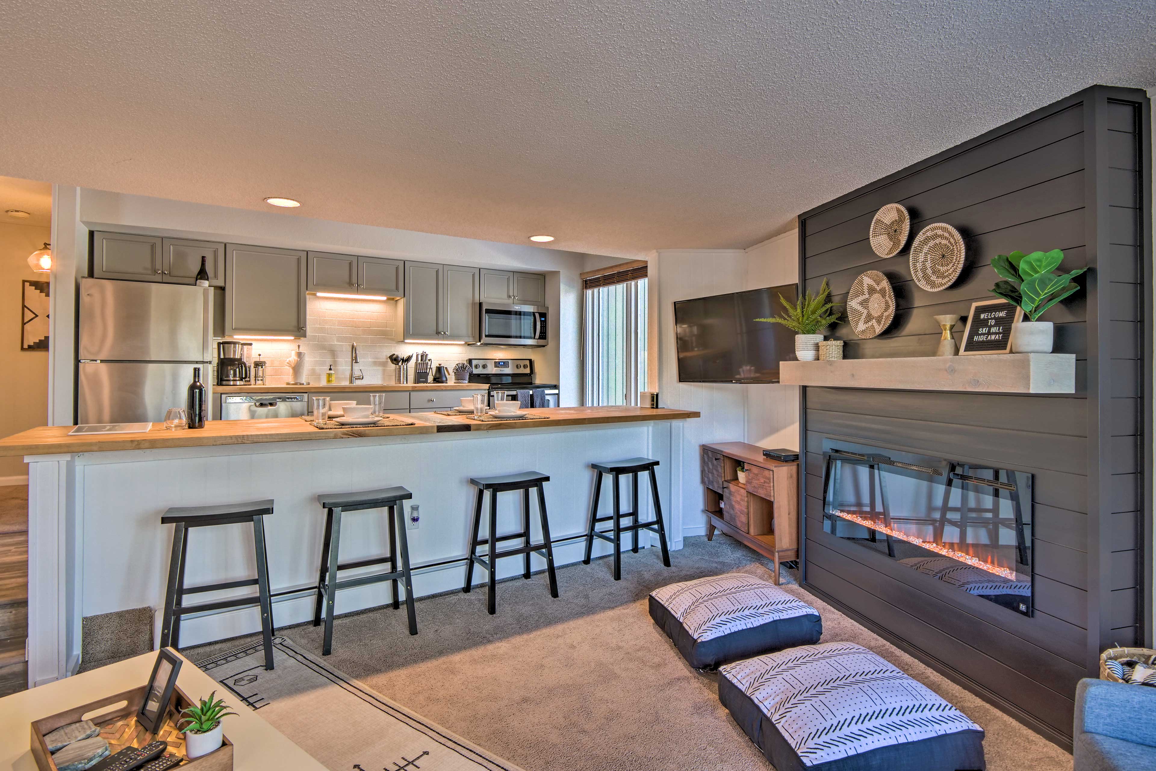 Property Image 2 - Modern Breck Condo: 1/4 Mi to Peak 8 Ski Lift!