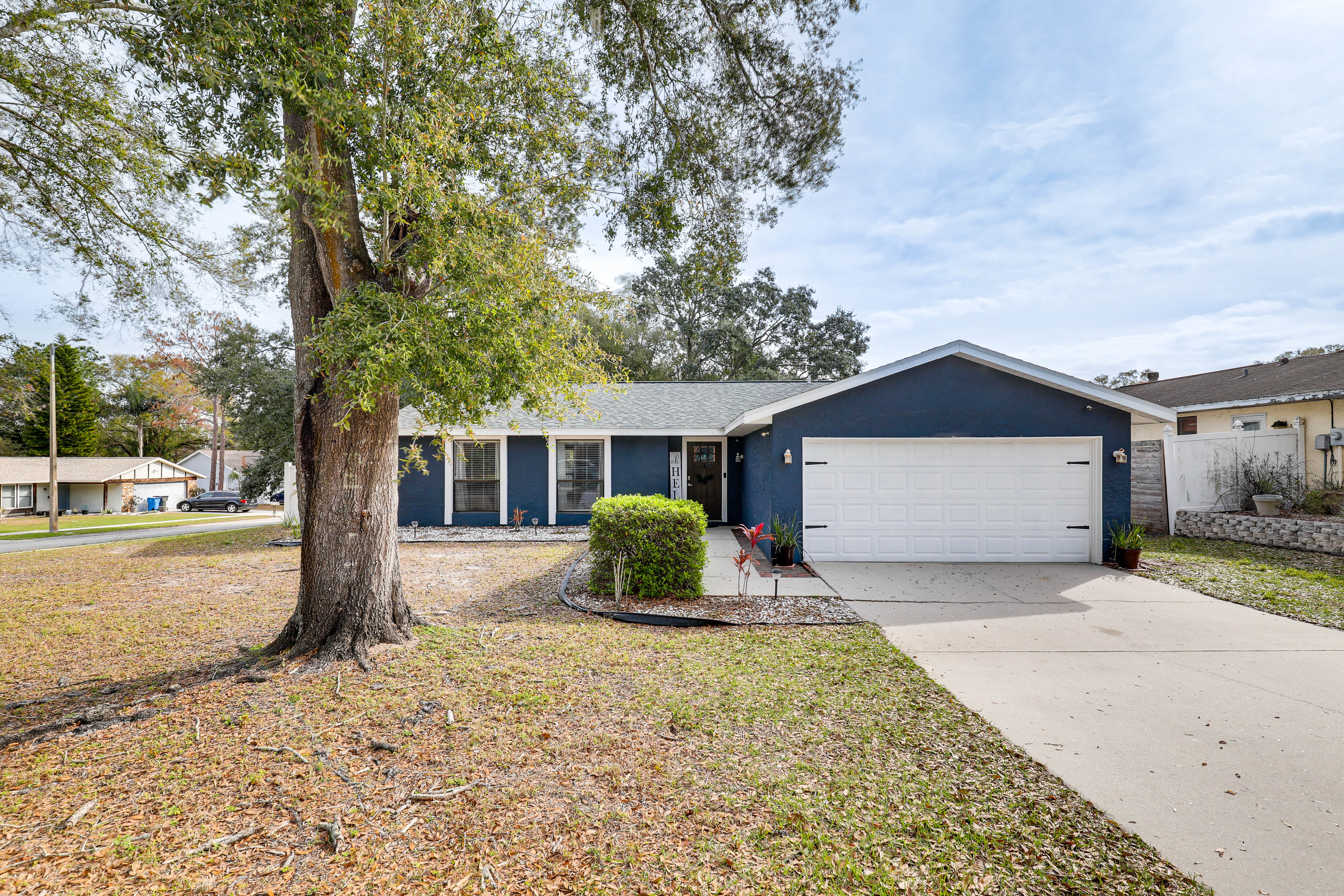 Property Image 1 - 14 Mi to Dwtn Tampa Bay: Brandon Home w/ Fire Pit!