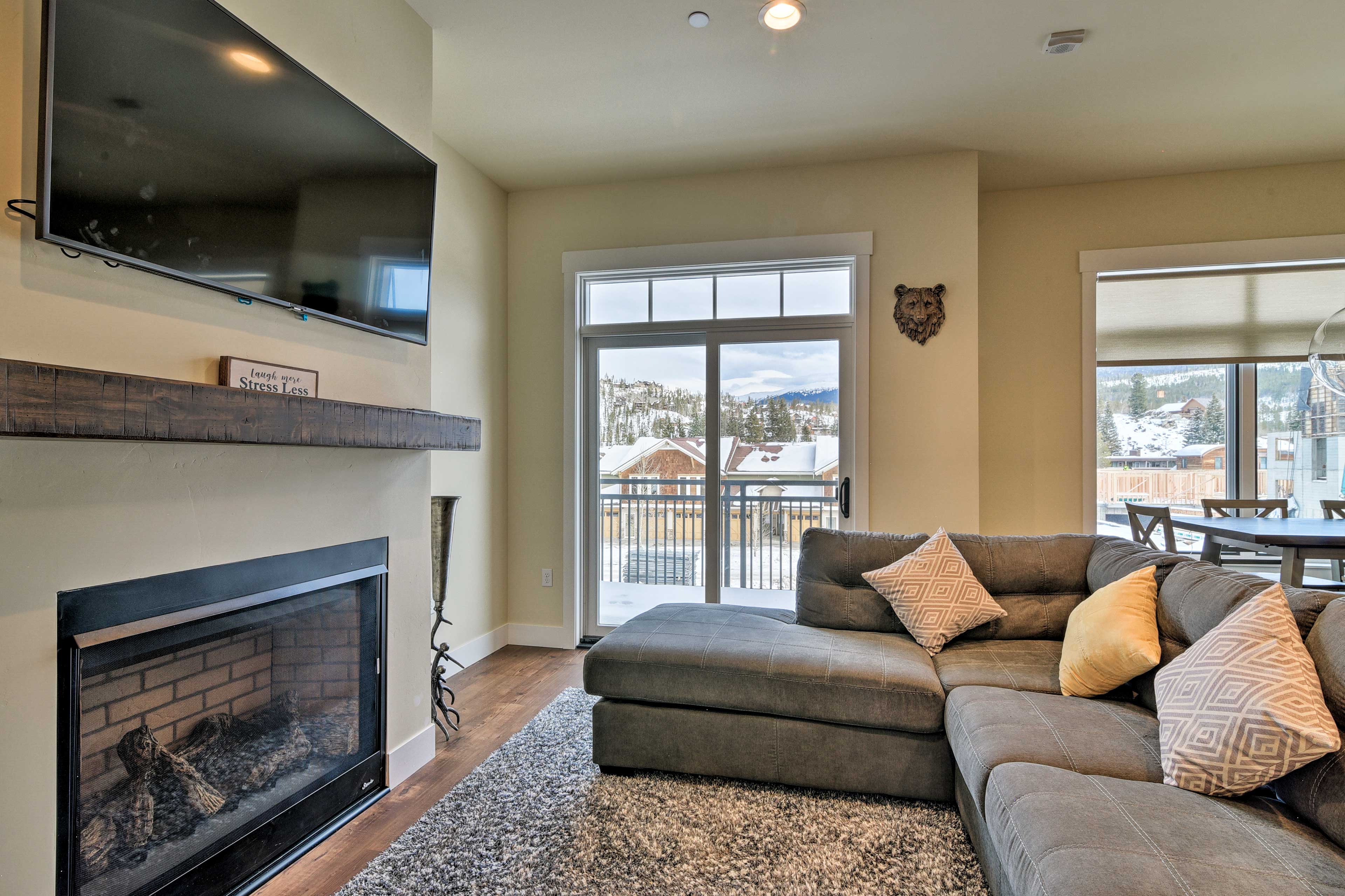 Modern Winter Park Ski Condo Near the Ski Shuttle!