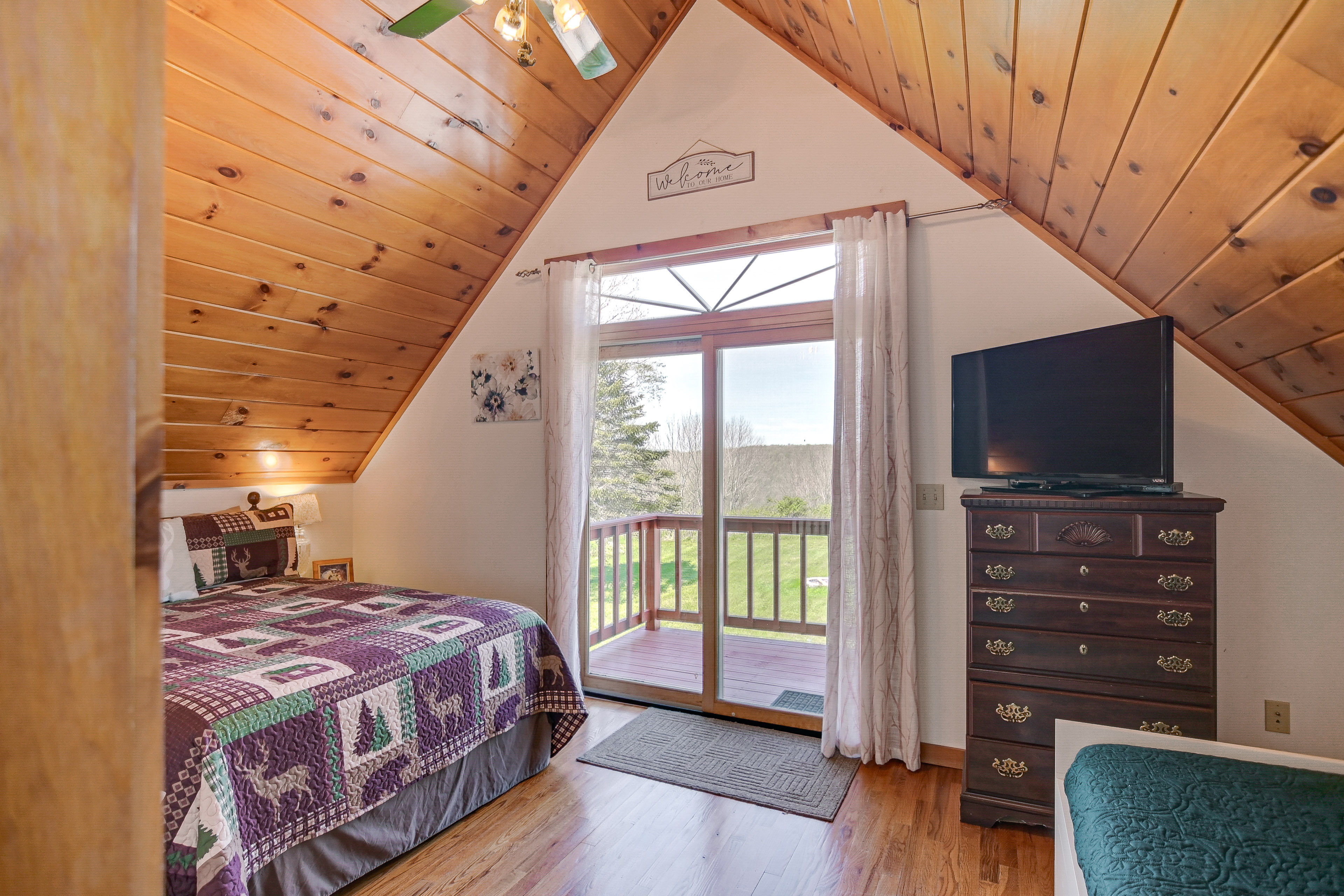 West Virginia Cabin Near Snowshoe Mountain Resort