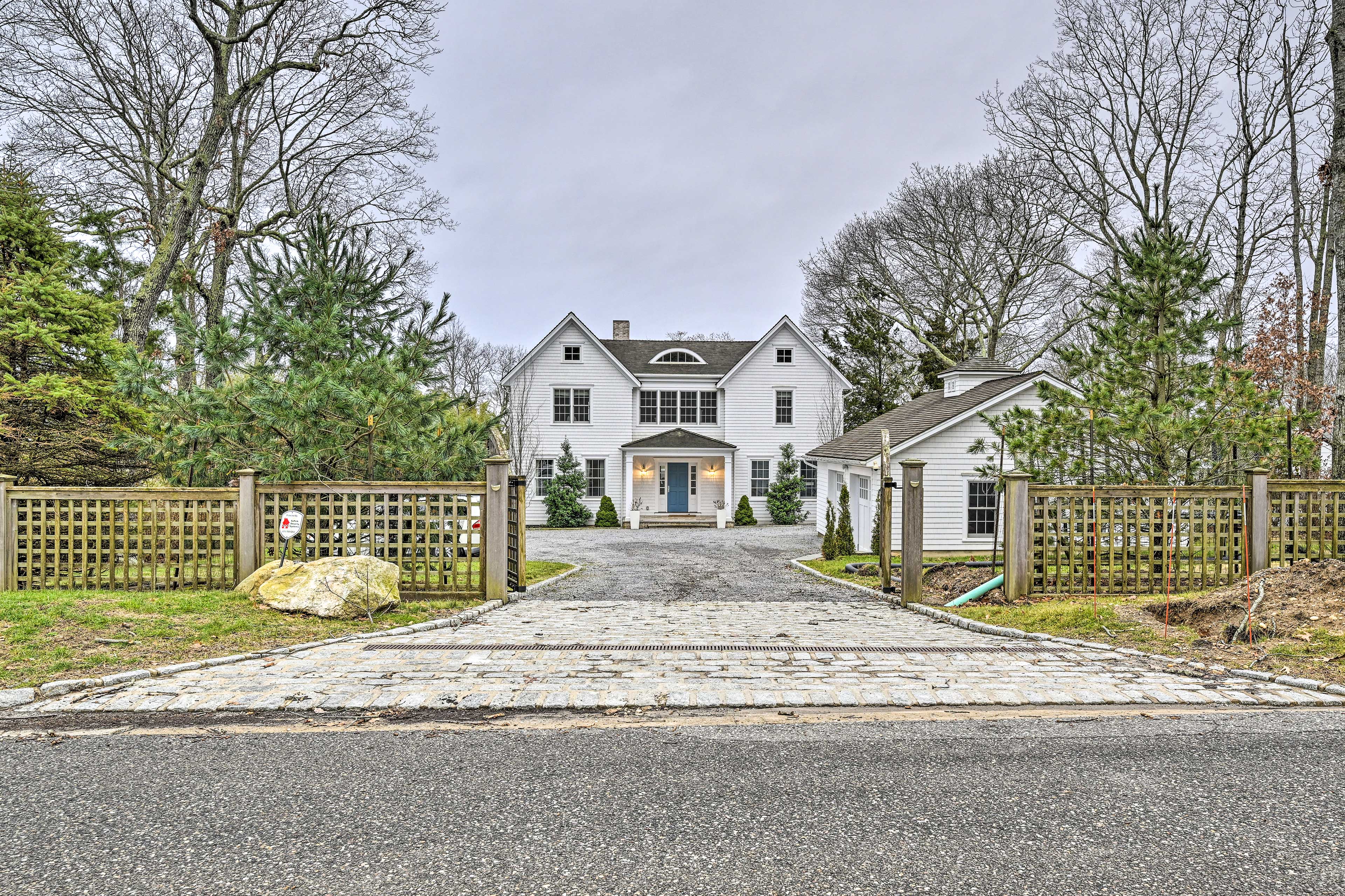 Shelter Island Retreat w/ Outdoor Pool!