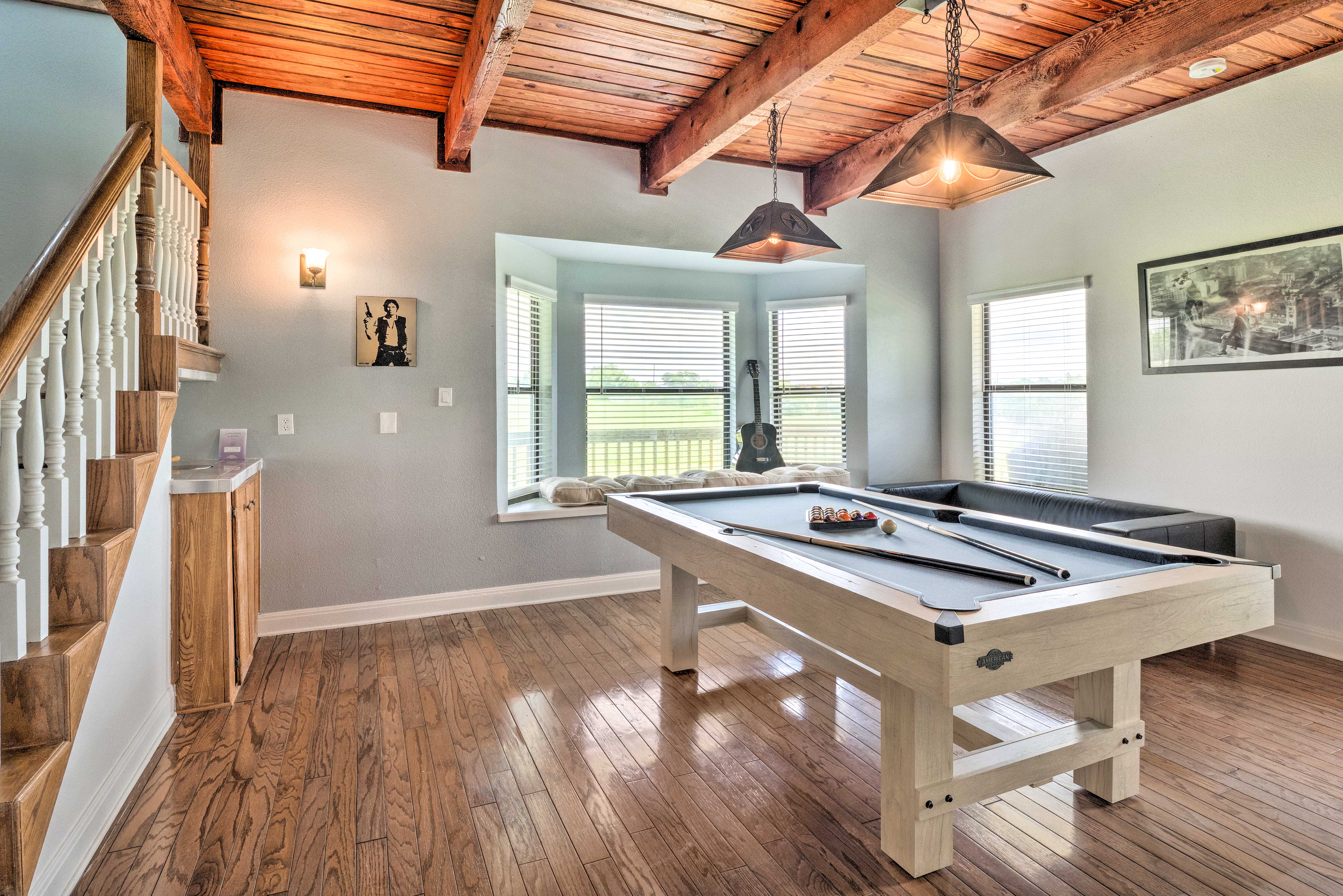 Property Image 2 - ‘Gingerland Ranch’ in Del Valle: Game Room & Porch