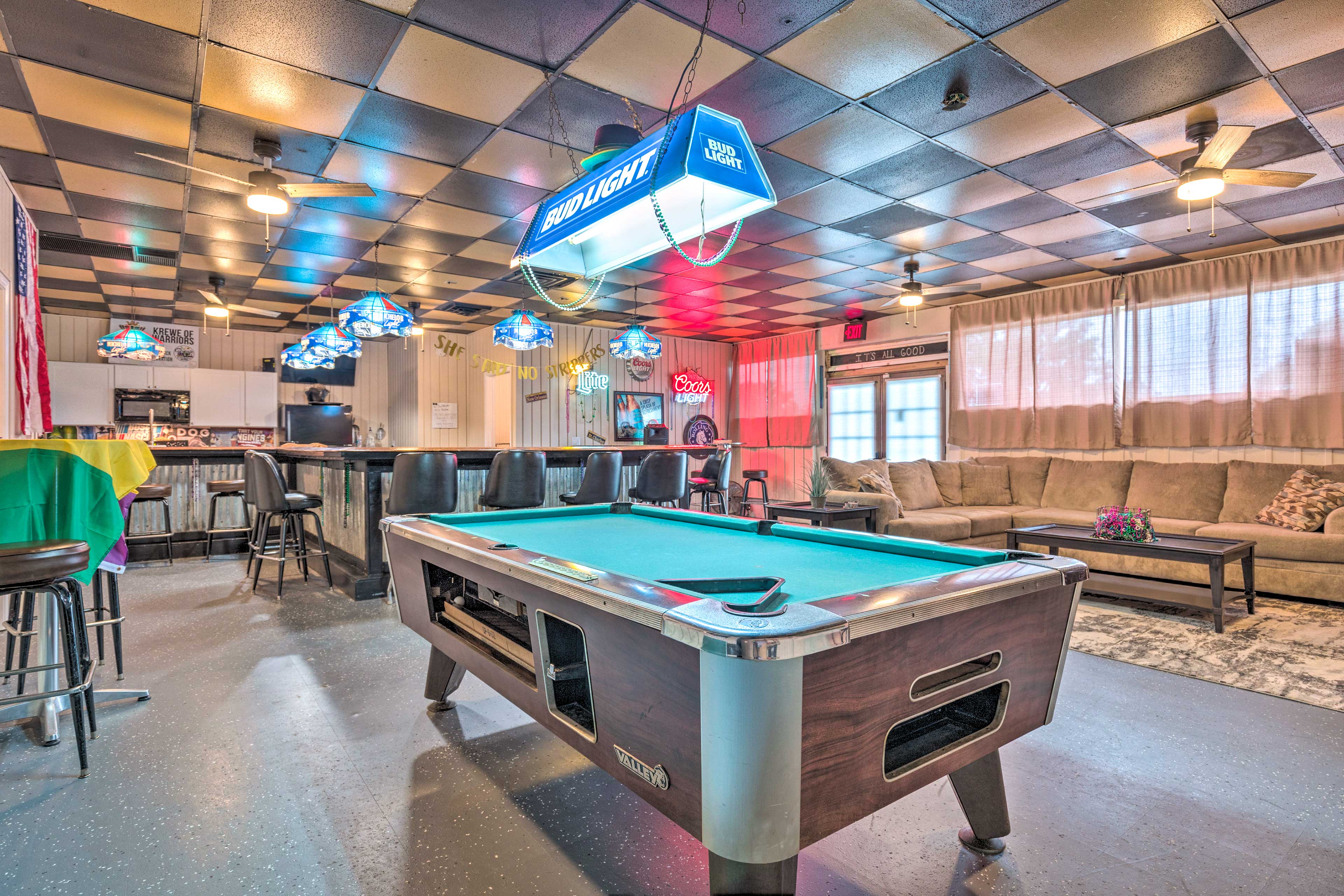 Property Image 1 - ’The Float Yard’ Pensacola Home w/ Pool Table