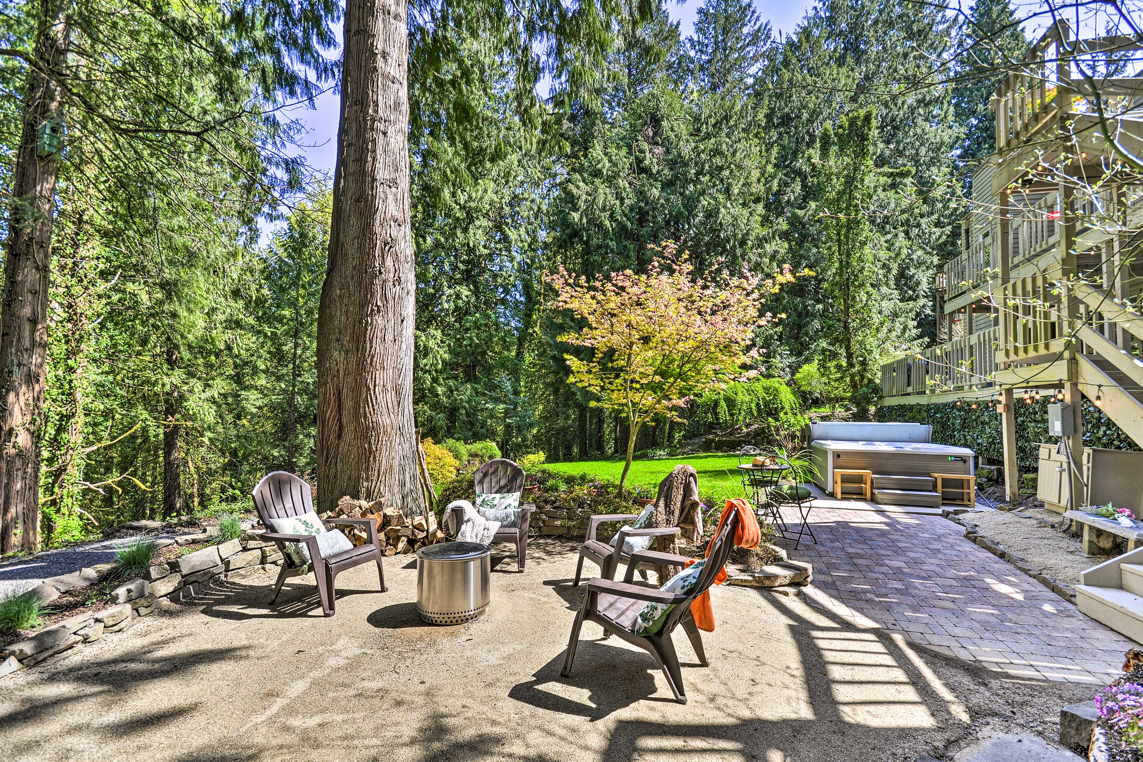 Property Image 1 - ‘The Owl’s Nest’ w/ Hot Tub & Forest Views!