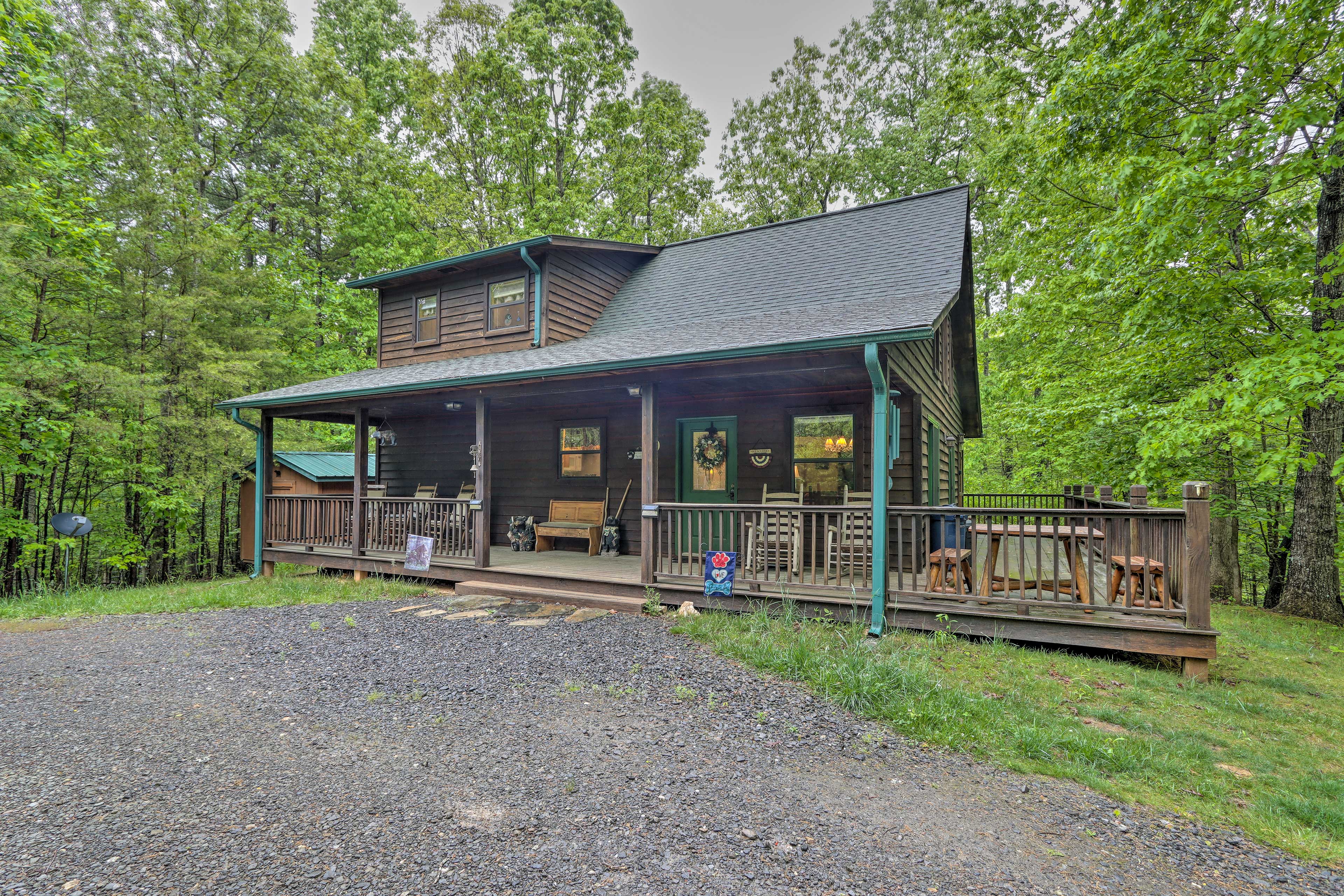 Property Image 2 - Whittlers Mountain Escape w/ Fireplace!