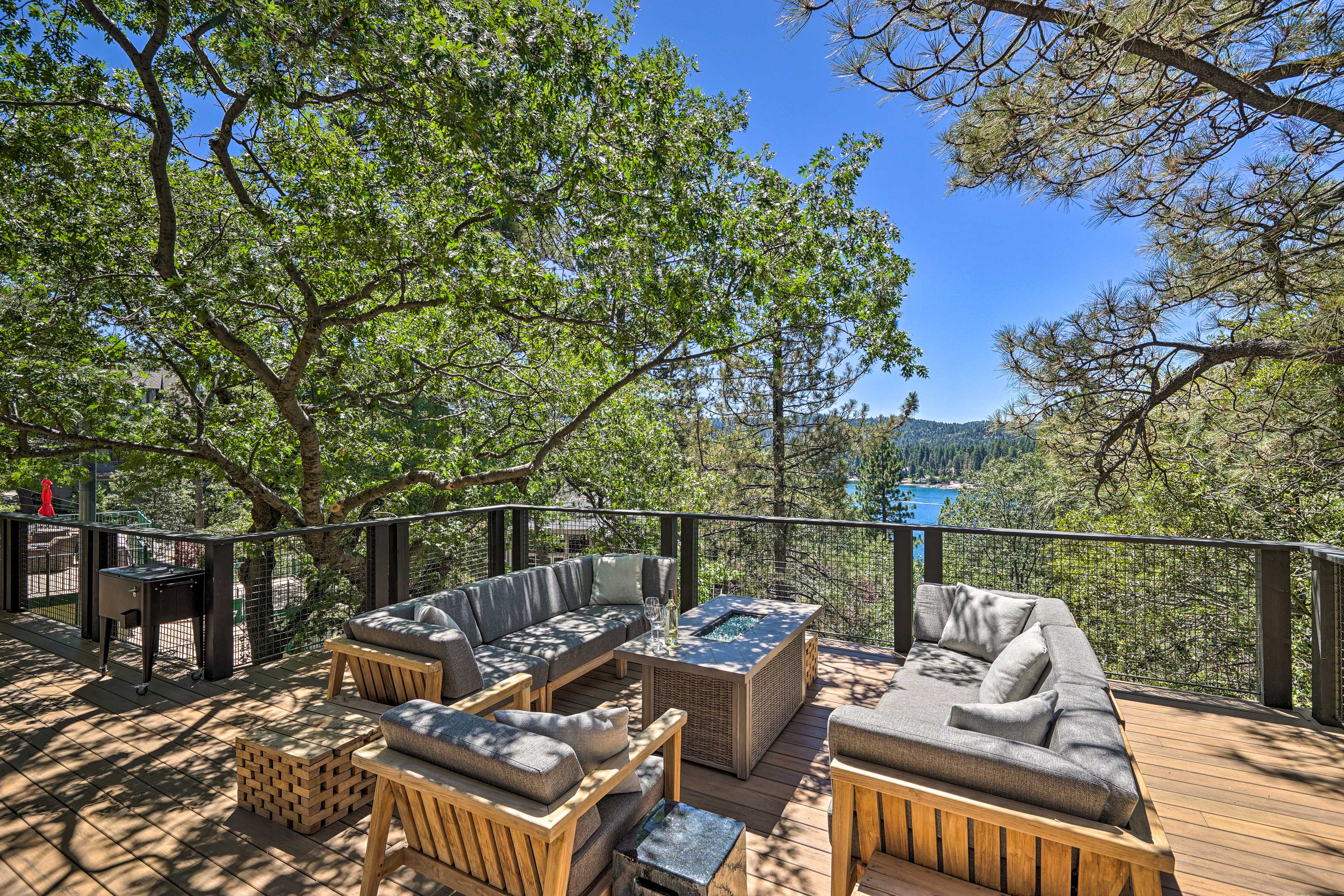 Property Image 1 - Airy Alpine Getaway w/ Lake Arrowhead Views!