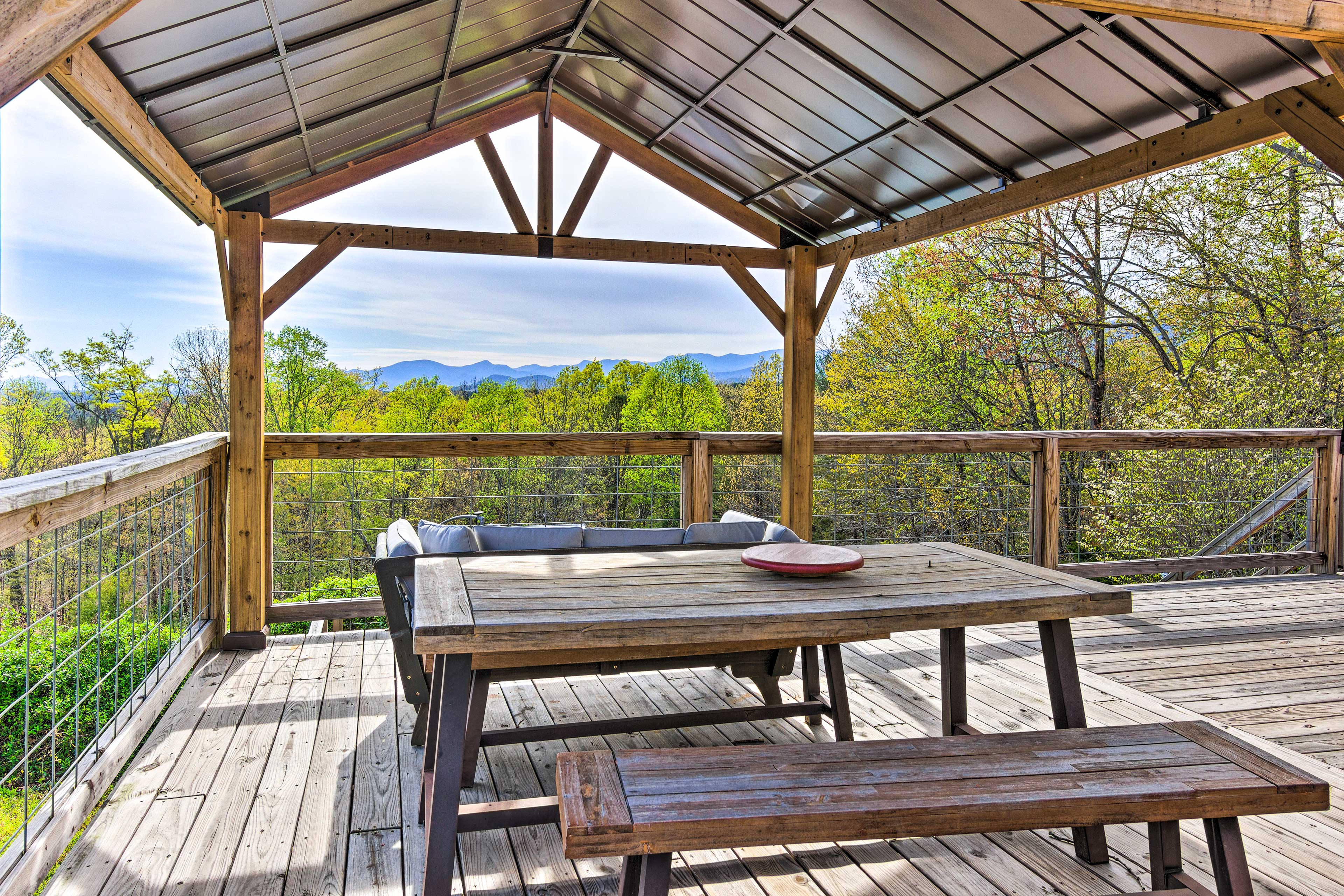Property Image 1 - Amenity-Packed Nebo Oasis w/ Deck & Mtn Views