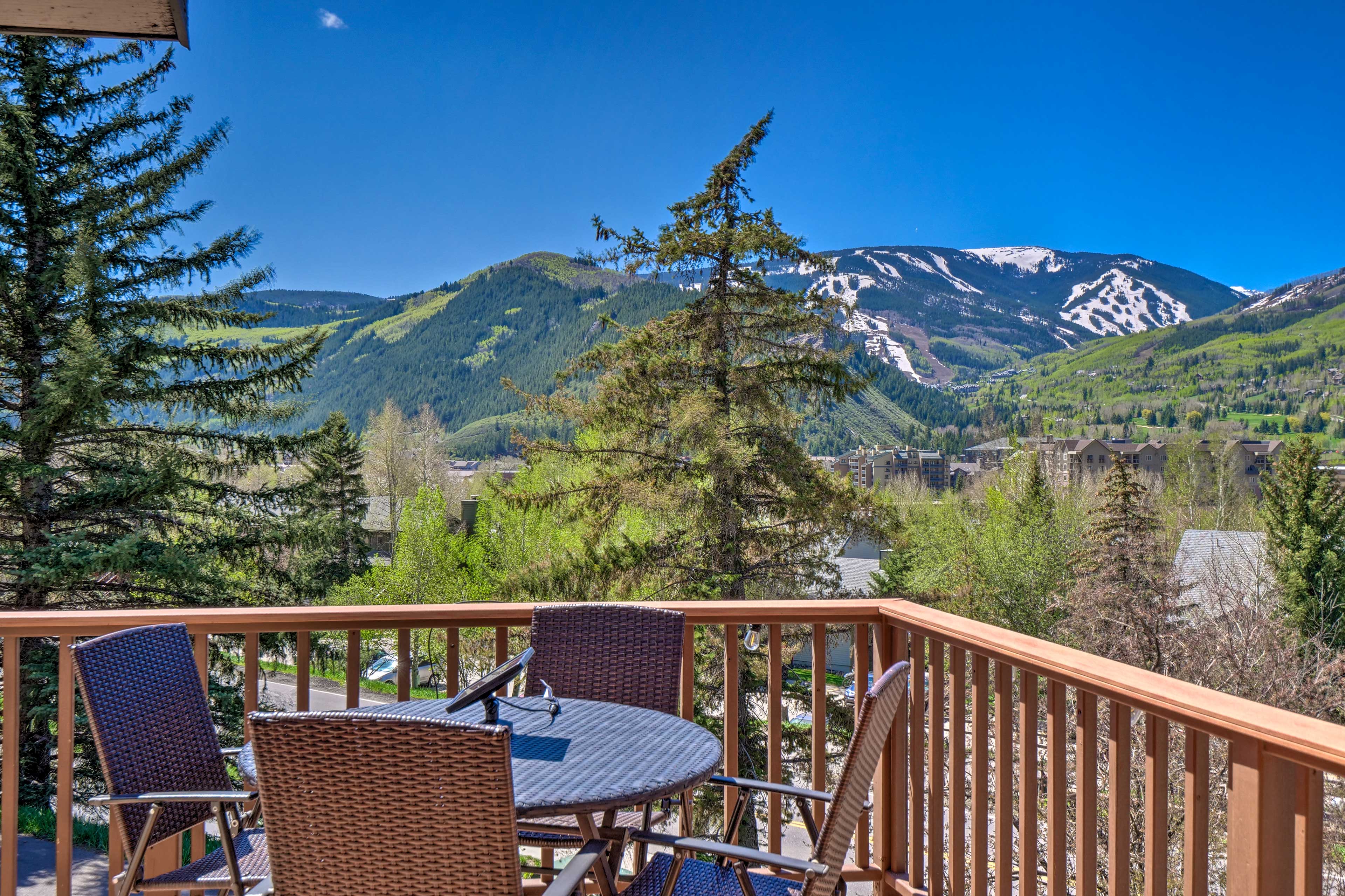 Avon Retreat Cozy Fireplace & Scenic Patio! Home Rental in Avon