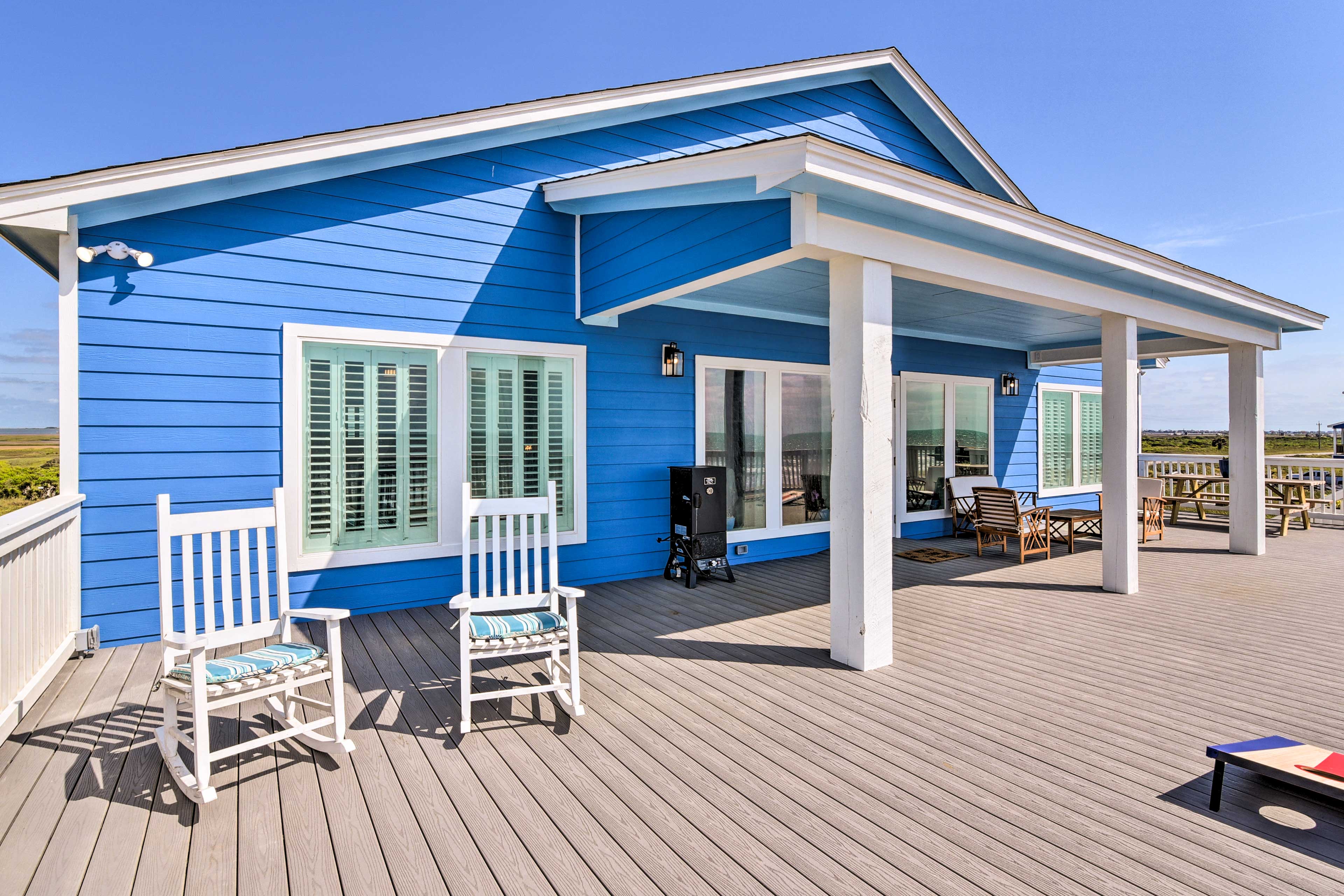 Property Image 1 - Beachfront Freeport Retreat w/ Multiple Decks