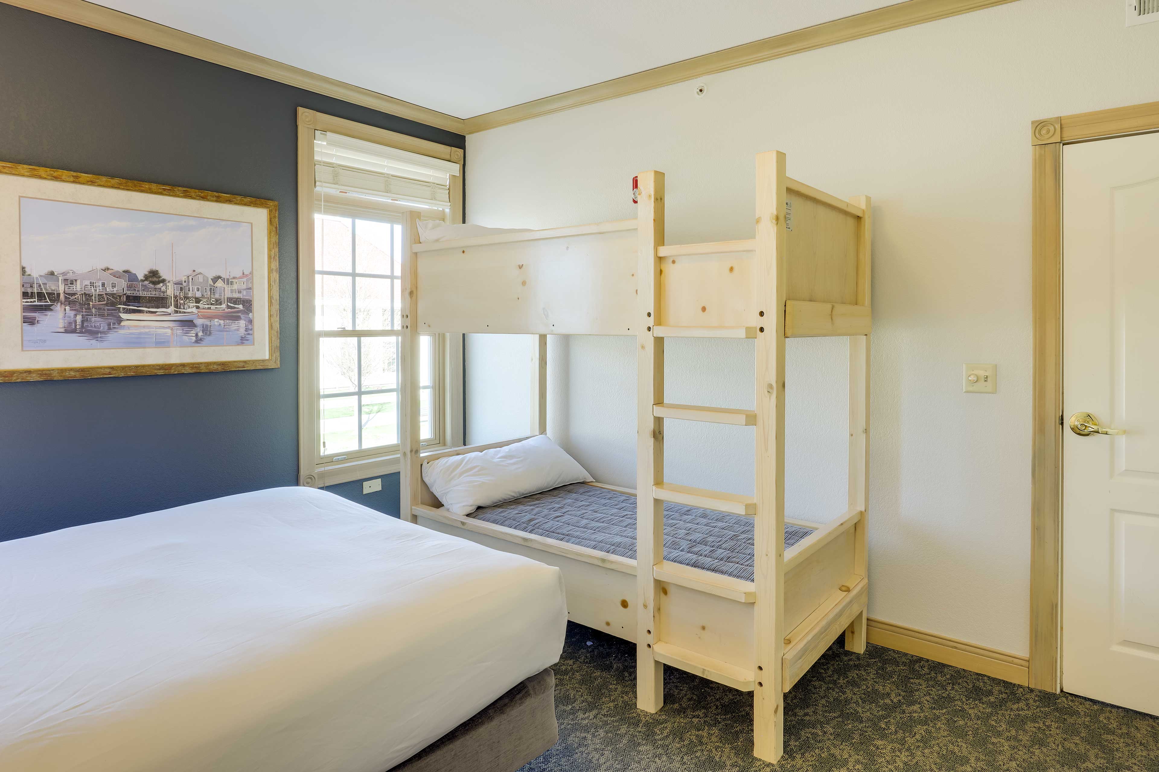 'Beautiful Day Getaway' - Lake Michigan Views