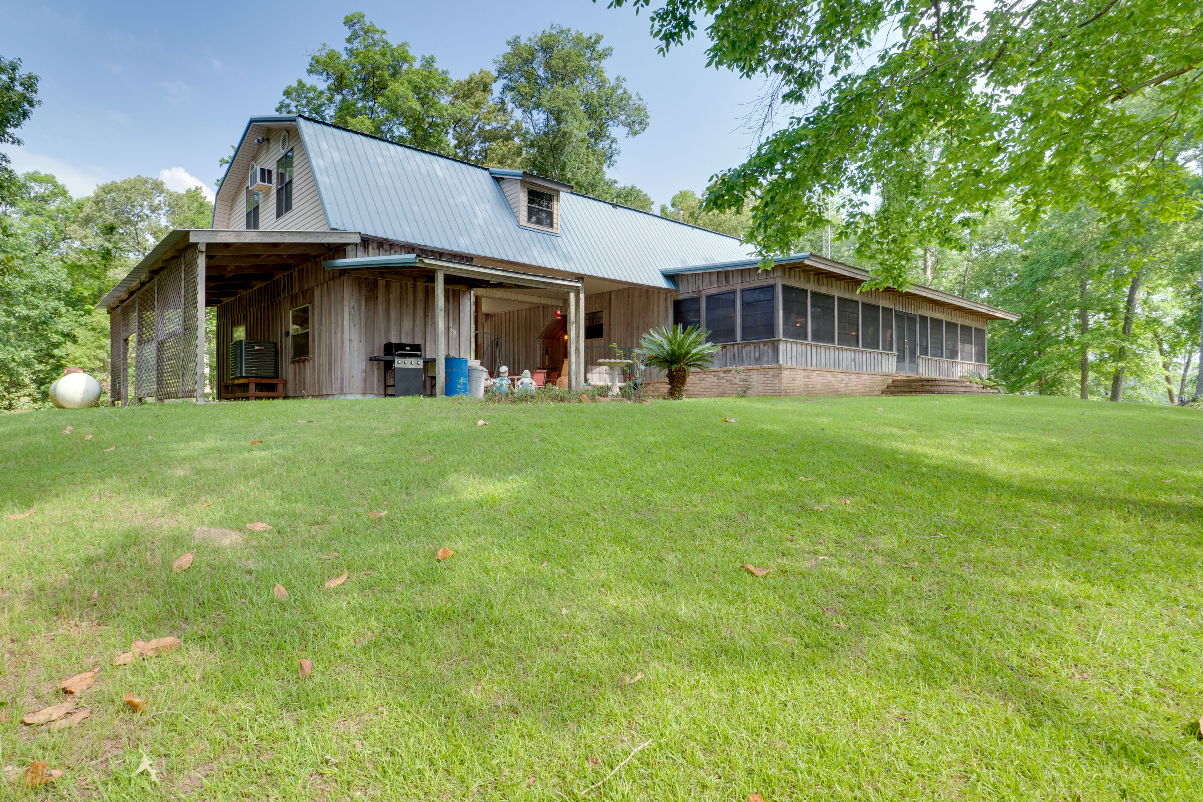 Property Image 2 - Beautiful Toledo Bend Retreat w/ Private Dock